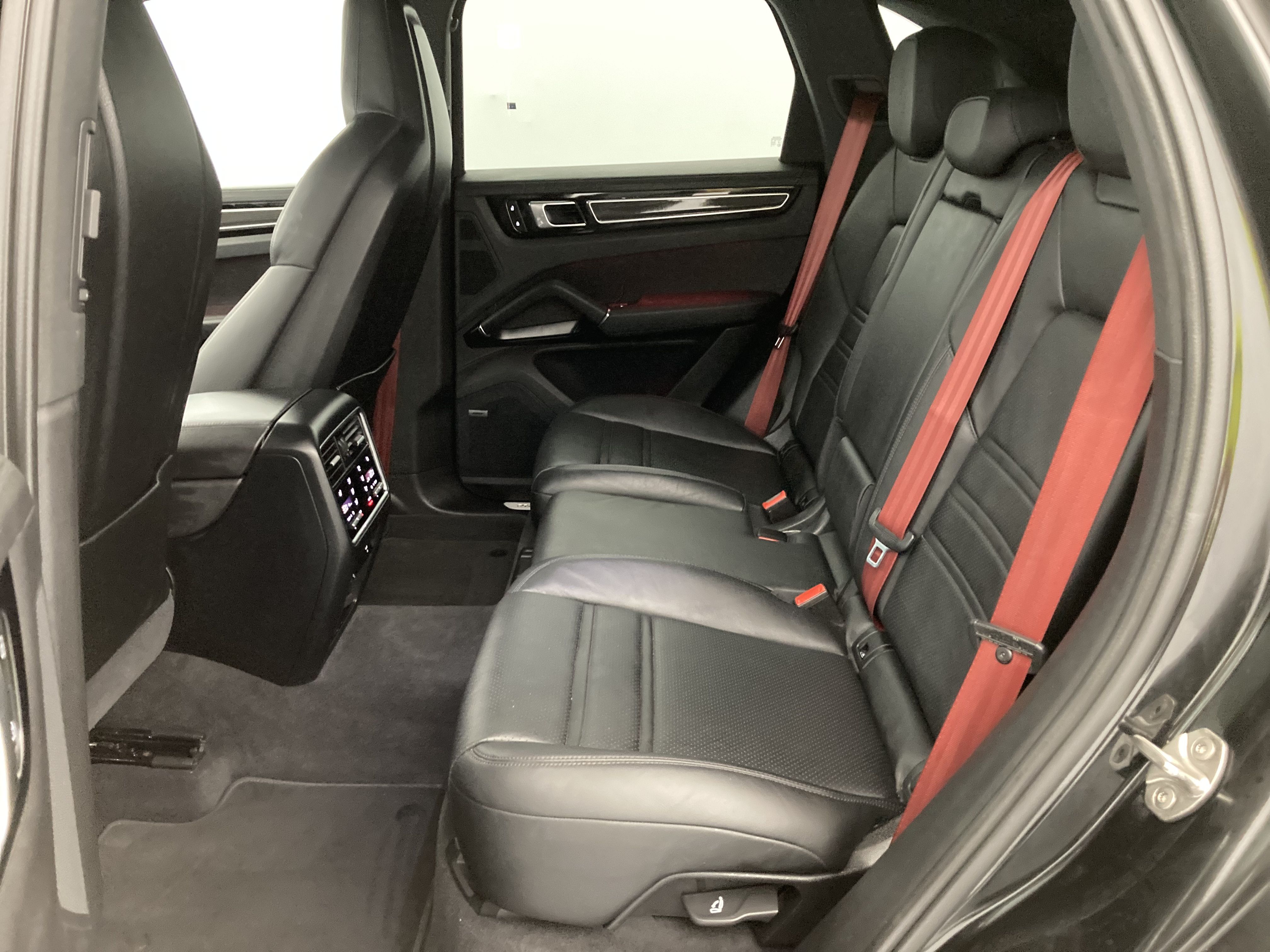 porsche cayenne platinum edition 3.0 E-HYBRID 462 TIPTRONIC 2023 negro cromita metalizado 22