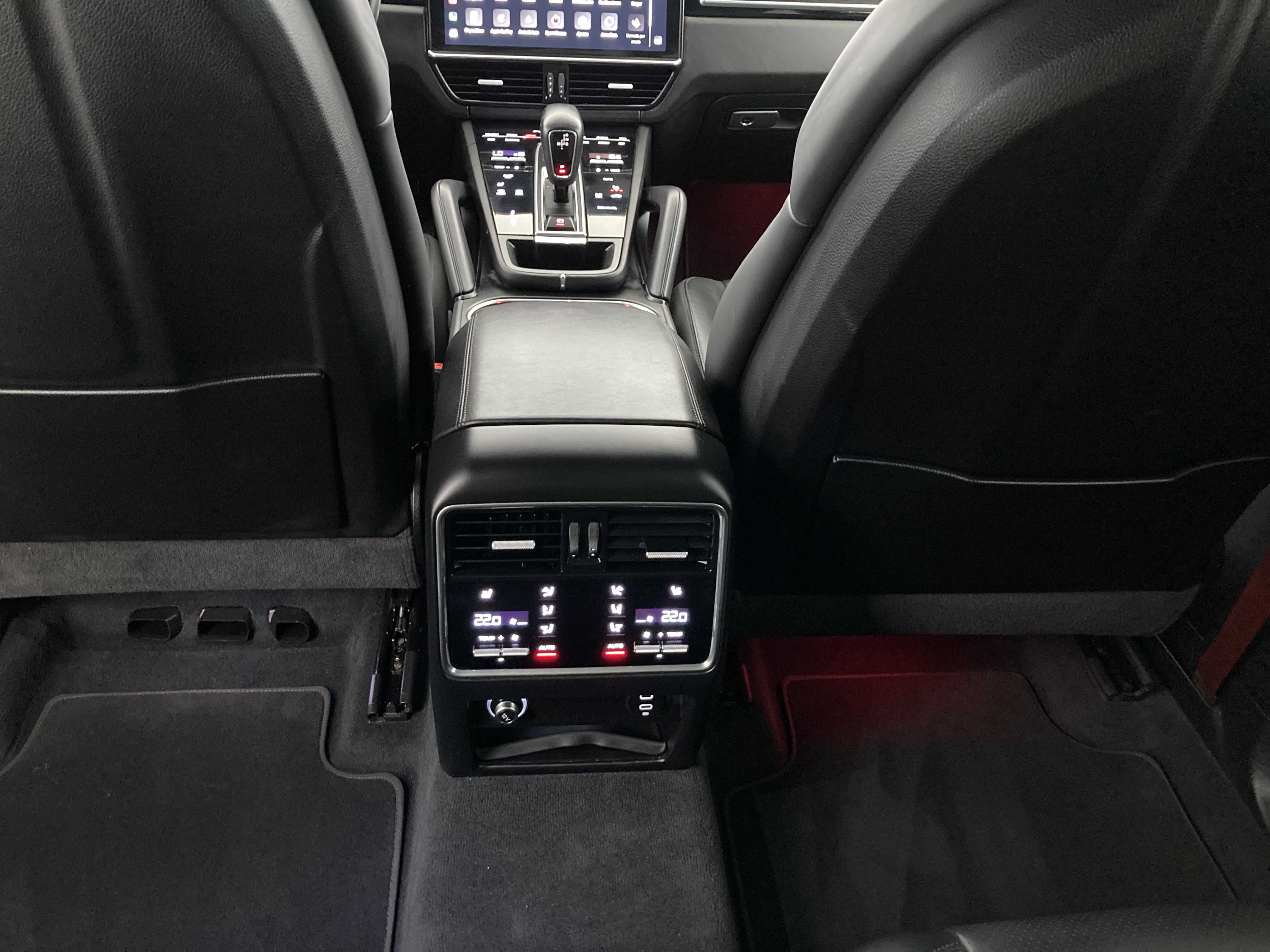 porsche cayenne platinum edition 3.0 E-HYBRID 462 TIPTRONIC 2023 negro cromita metalizado 23