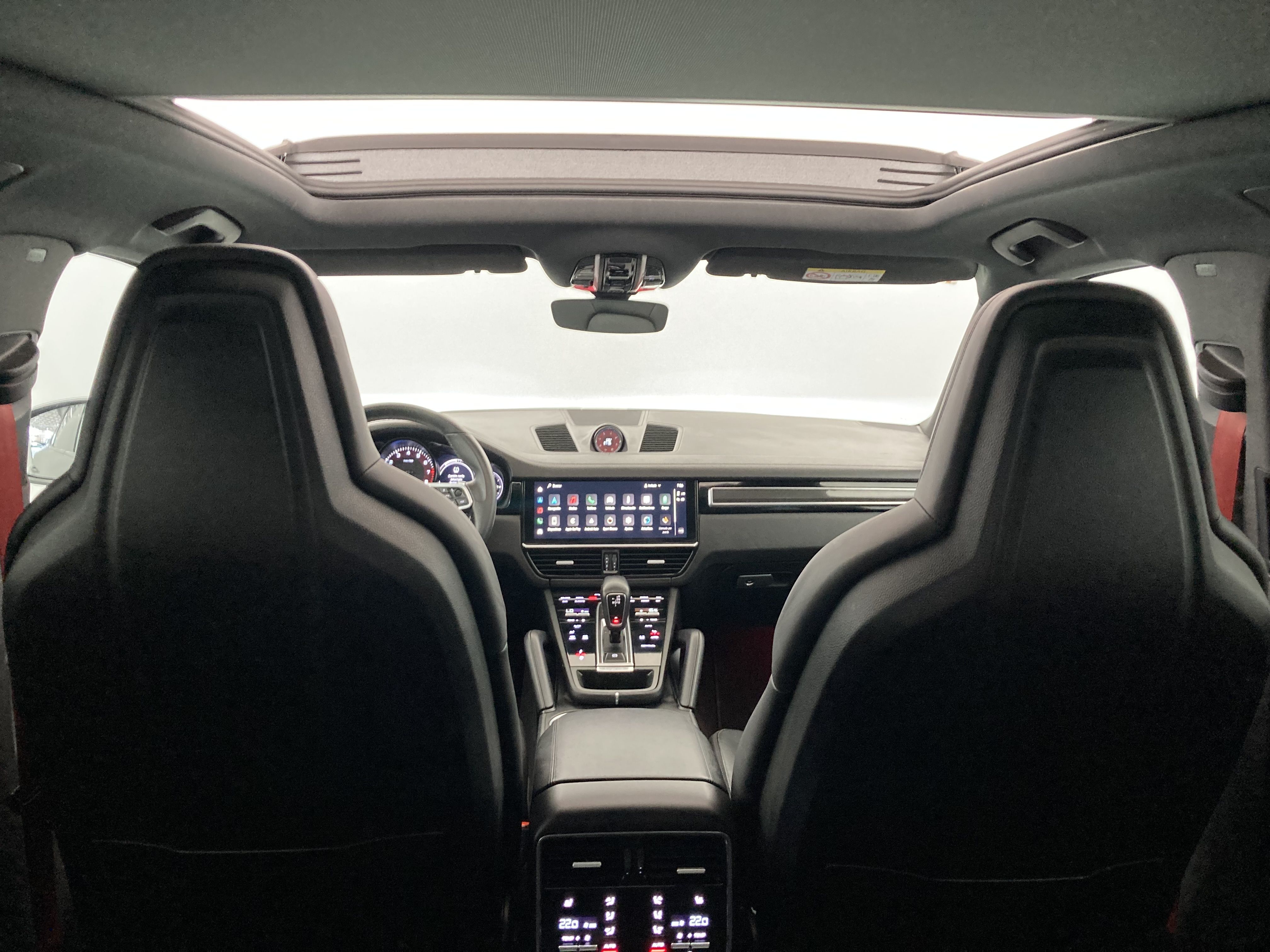 porsche cayenne platinum edition 3.0 E-HYBRID 462 TIPTRONIC 2023 negro cromita metalizado 32