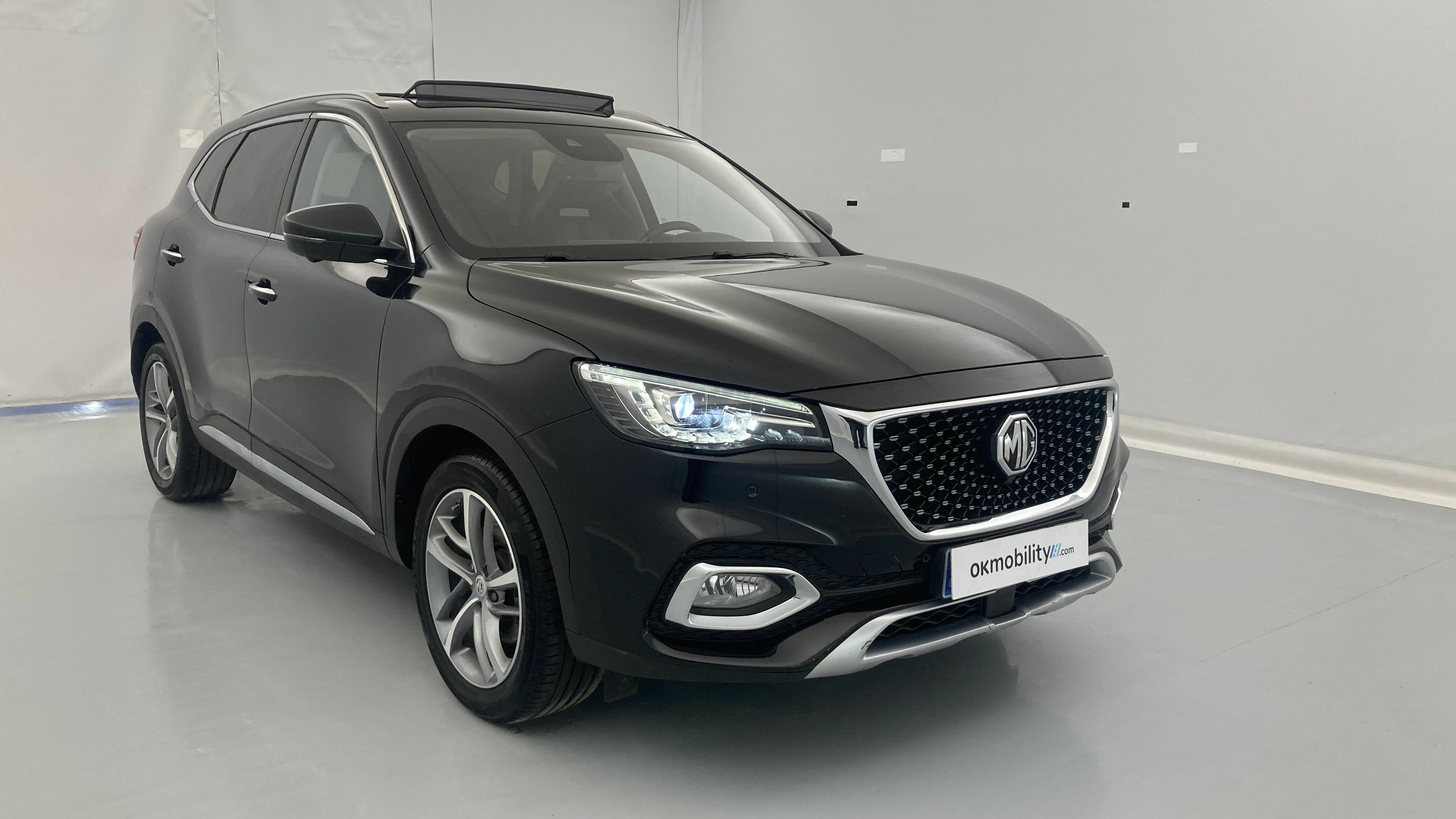 mg hs luxury 1.5 T-GDI 162 AT 2023 black 22