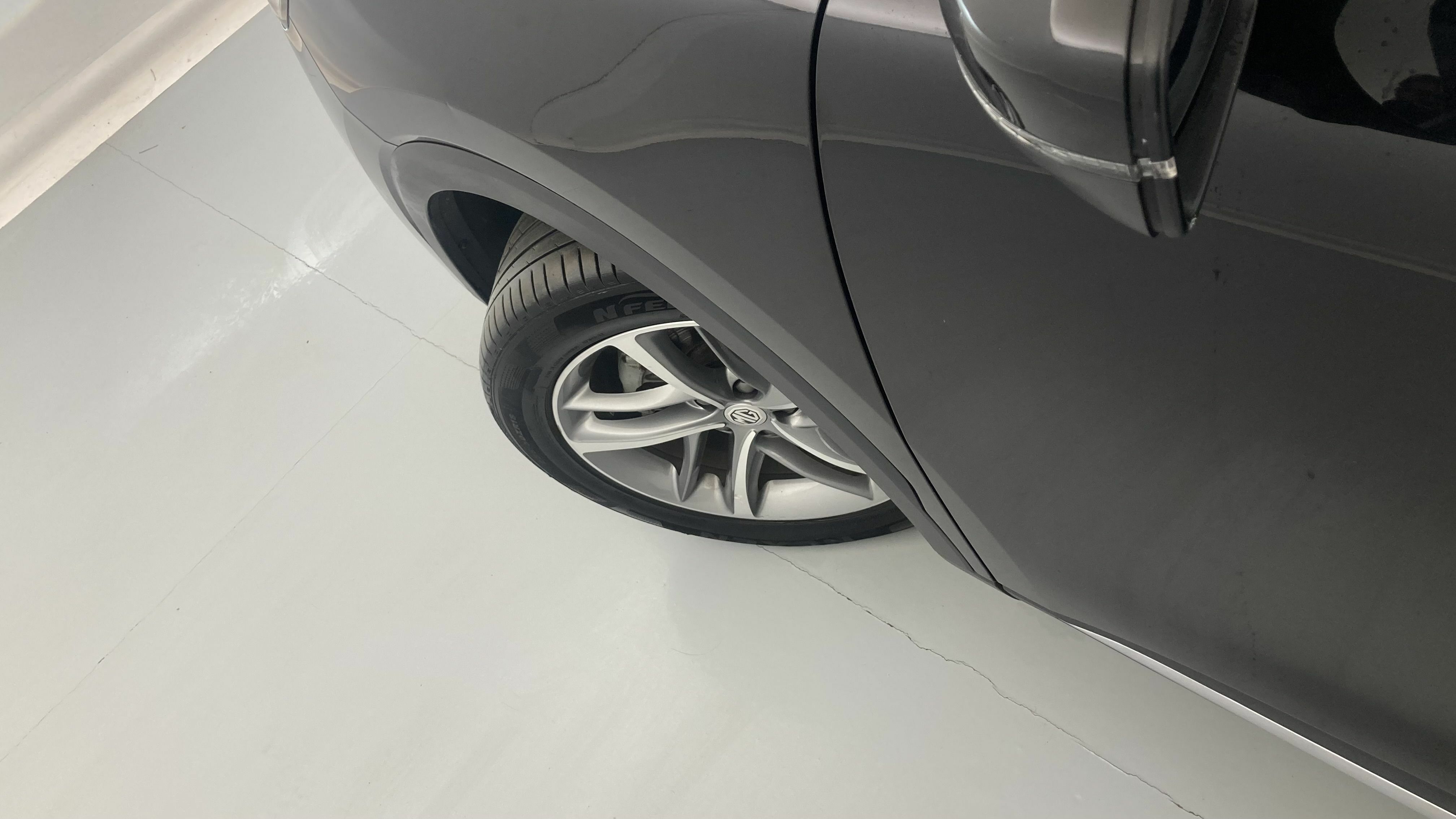 mg hs luxury 1.5 T-GDI 162 AT 2023 black 27