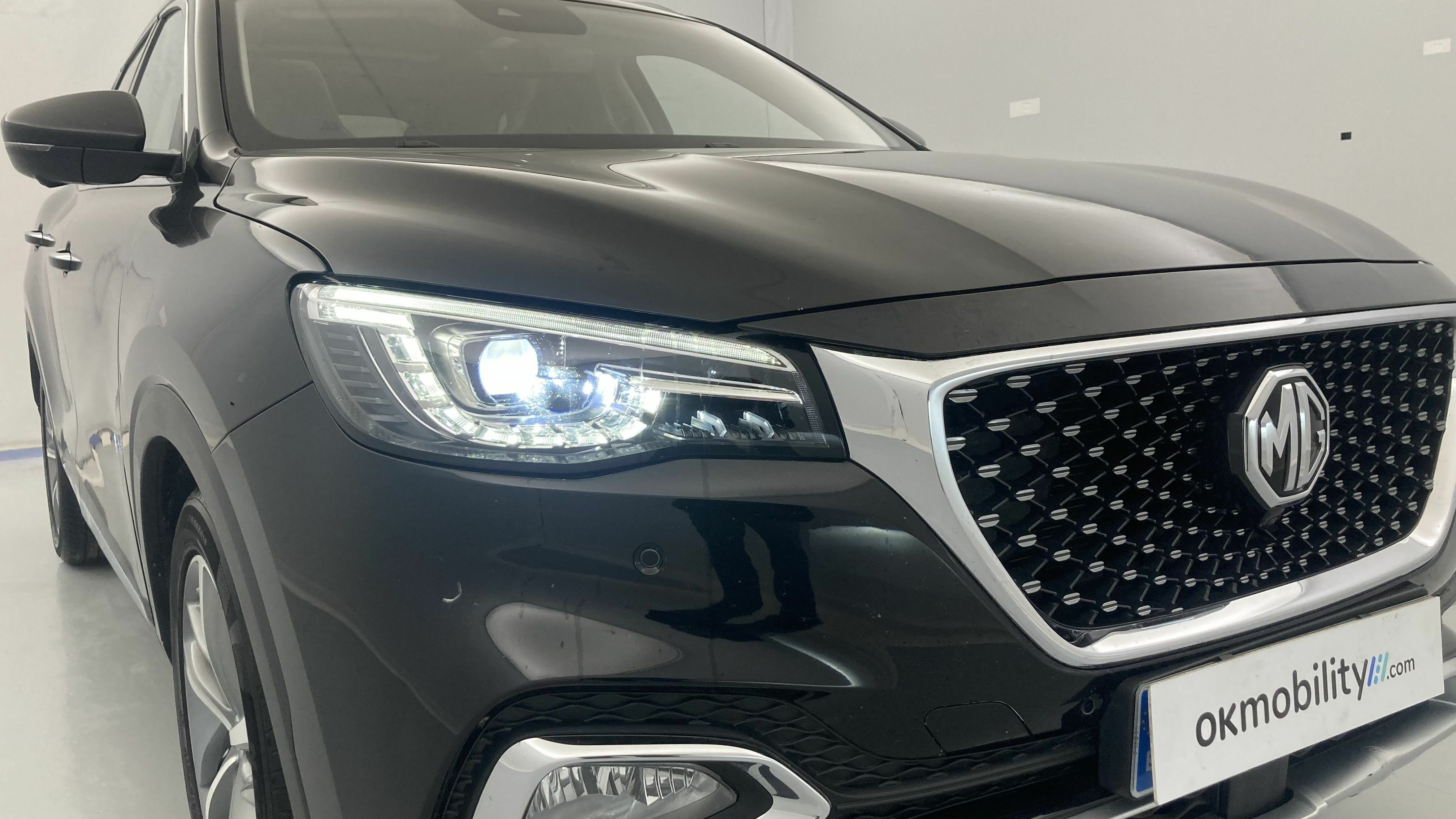 mg hs luxury 1.5 T-GDI 162 AT 2023 black 28