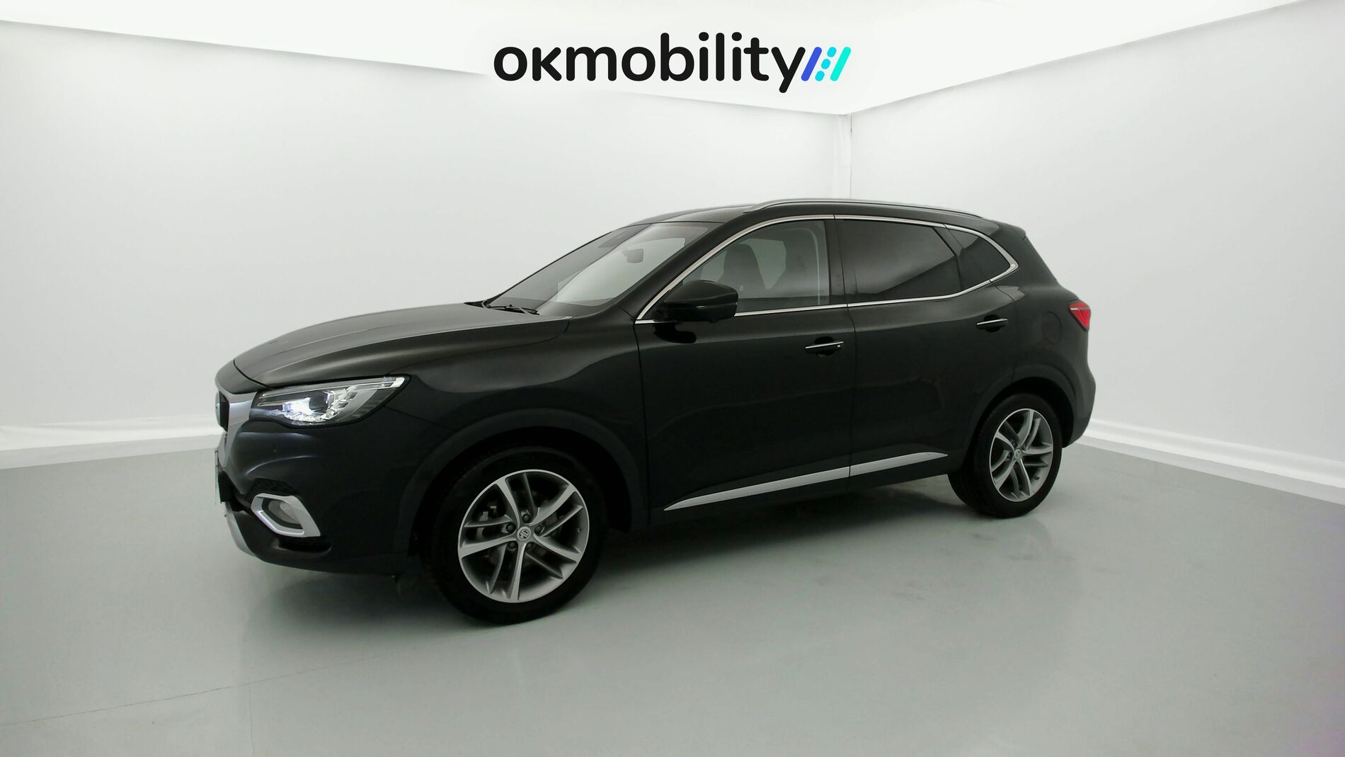 mg hs luxury 1.5 T-GDI 162 AT 2023 black 4