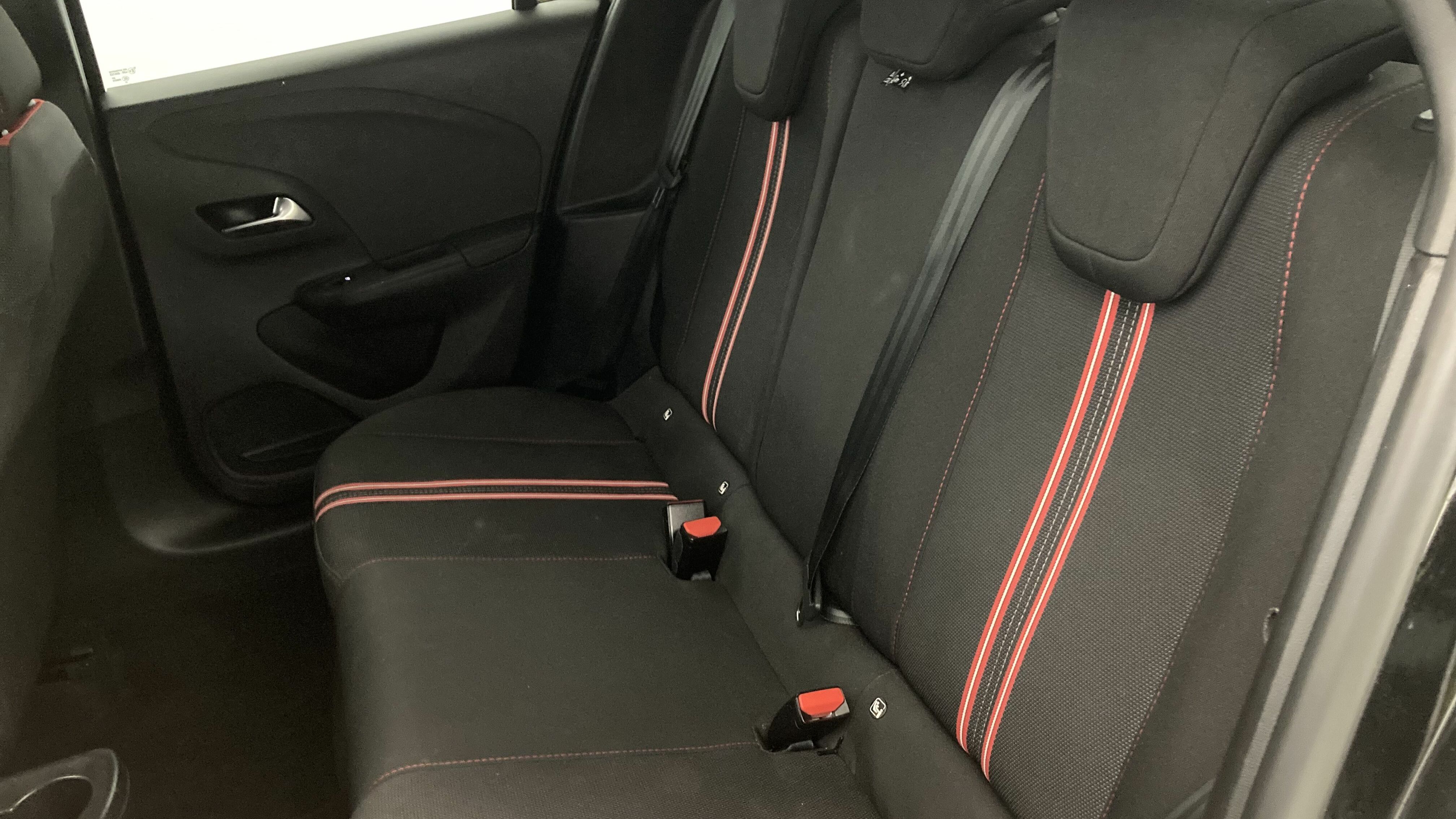 opel corsa gs 1.2T 130 AT 2023 karbon black 21