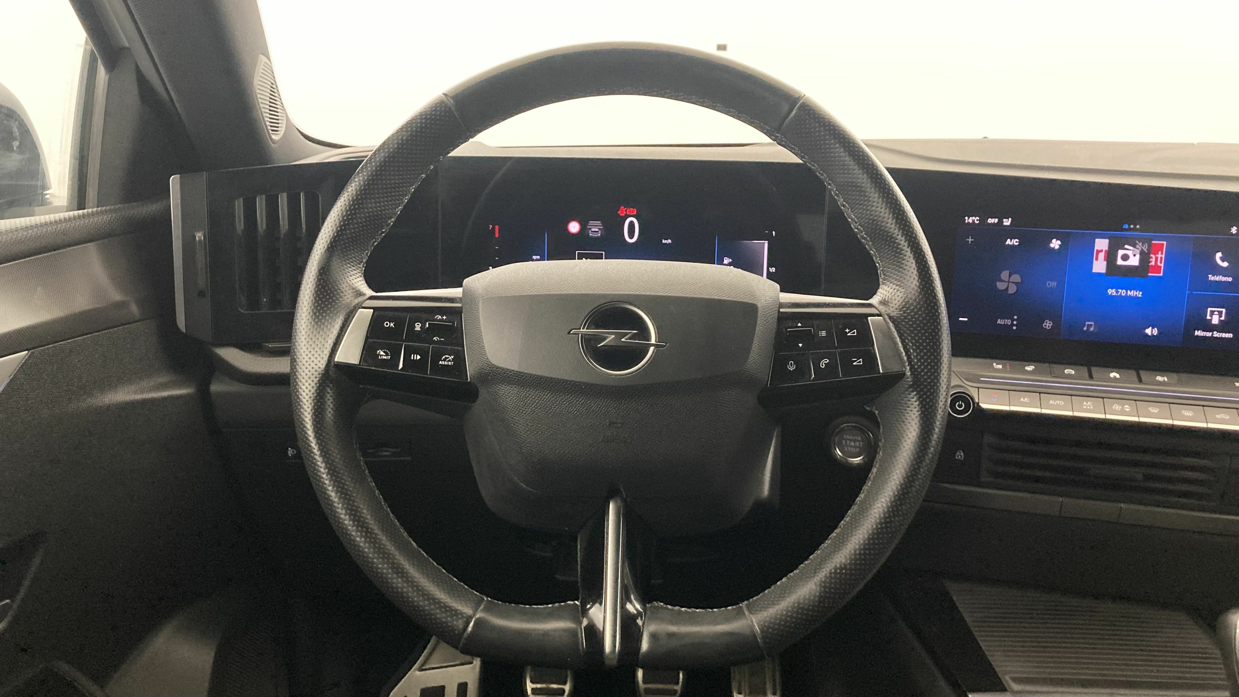 opel astra gs 1.2T 130 2023 artkis white 16