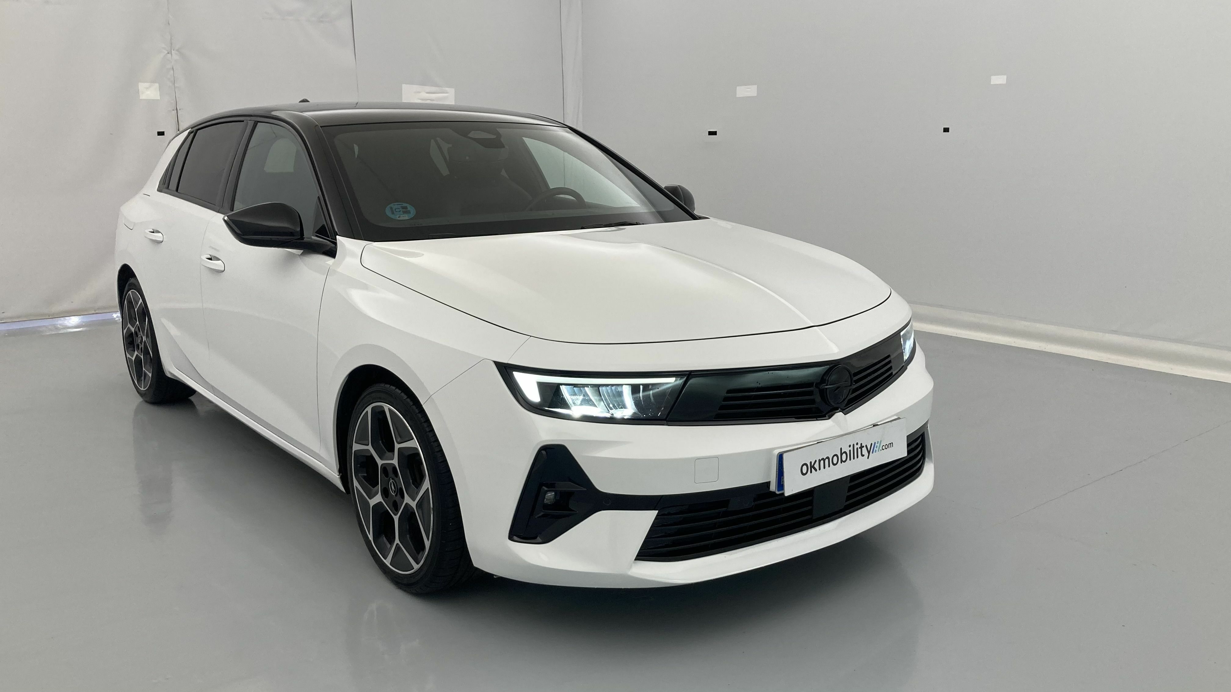 opel astra gs 1.2T 130 2023 artkis white 22