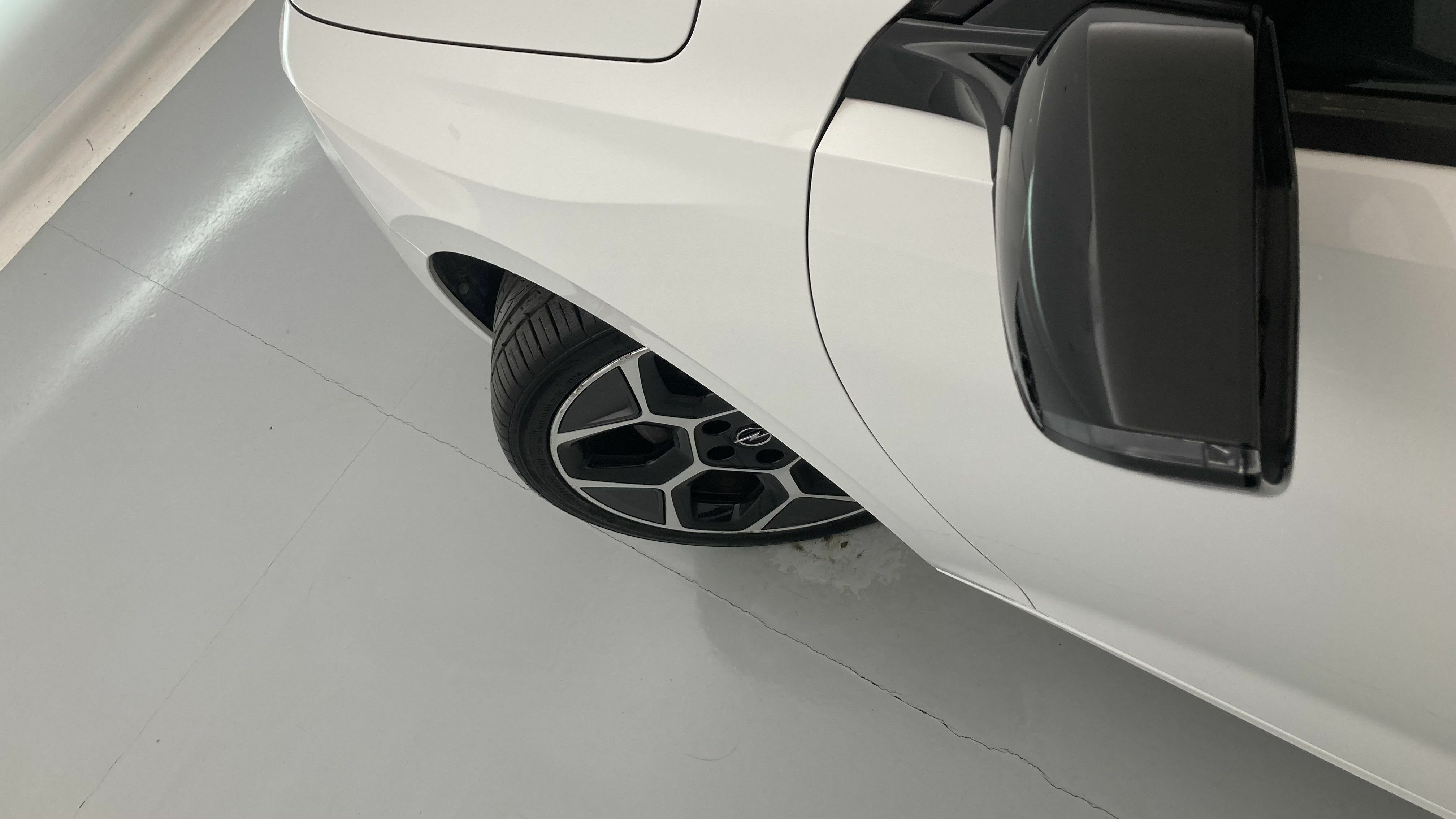 opel astra gs 1.2T 130 2023 artkis white 27