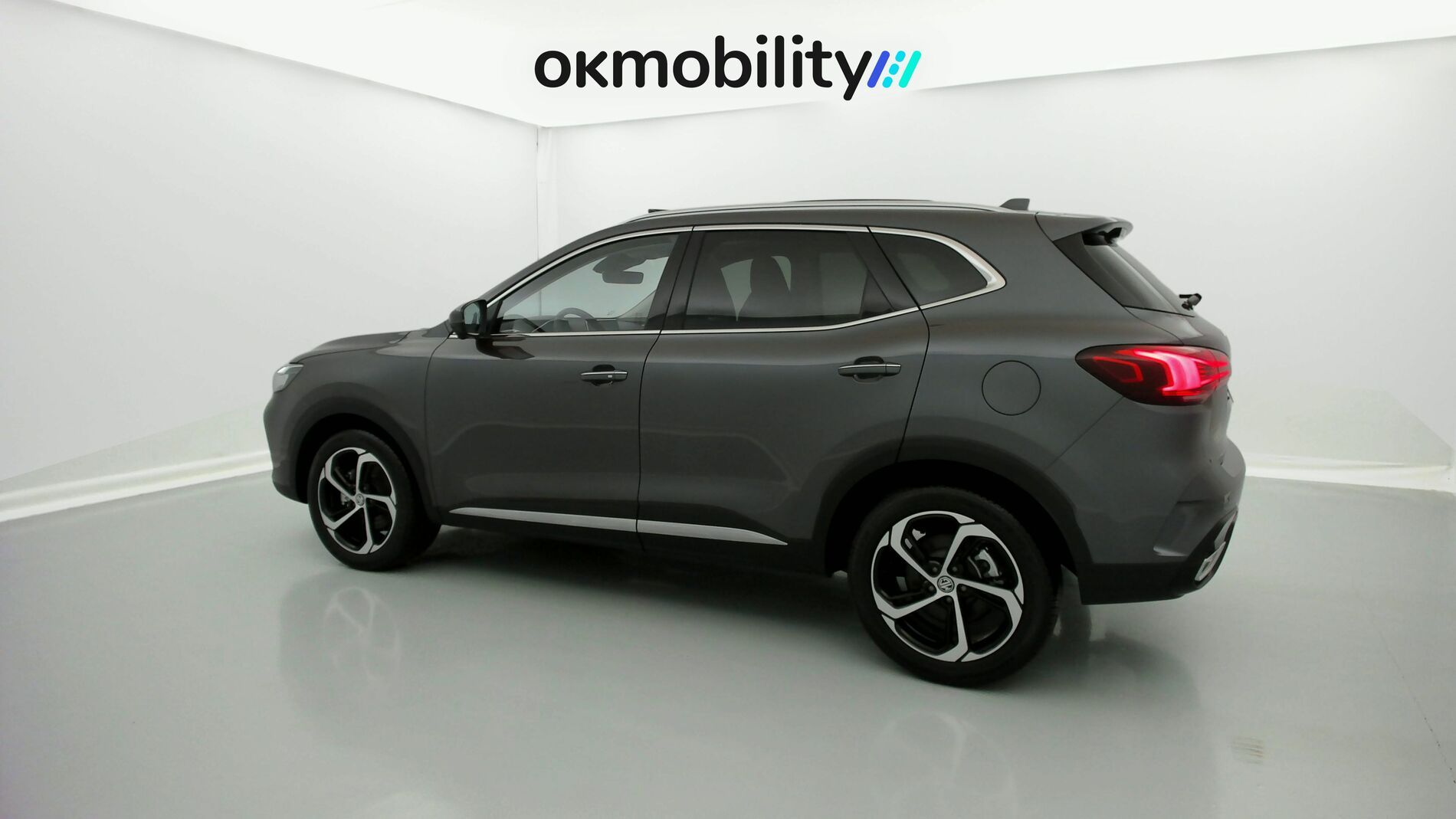 mg hs luxury 1.5 T-GDI 162 AT 2024 iron oxide grey 8