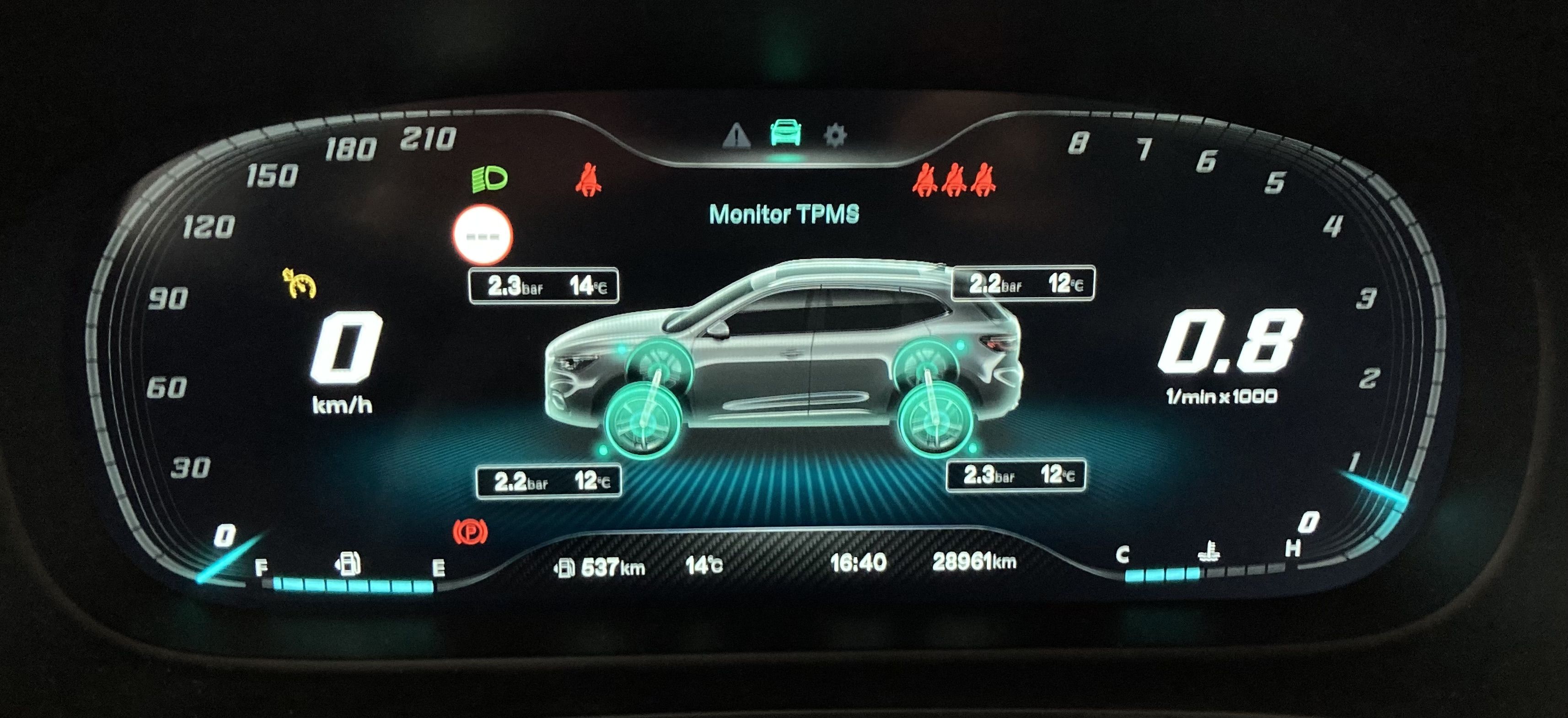 mg hs luxury 1.5 T-GDI 162 2023 dover white 14