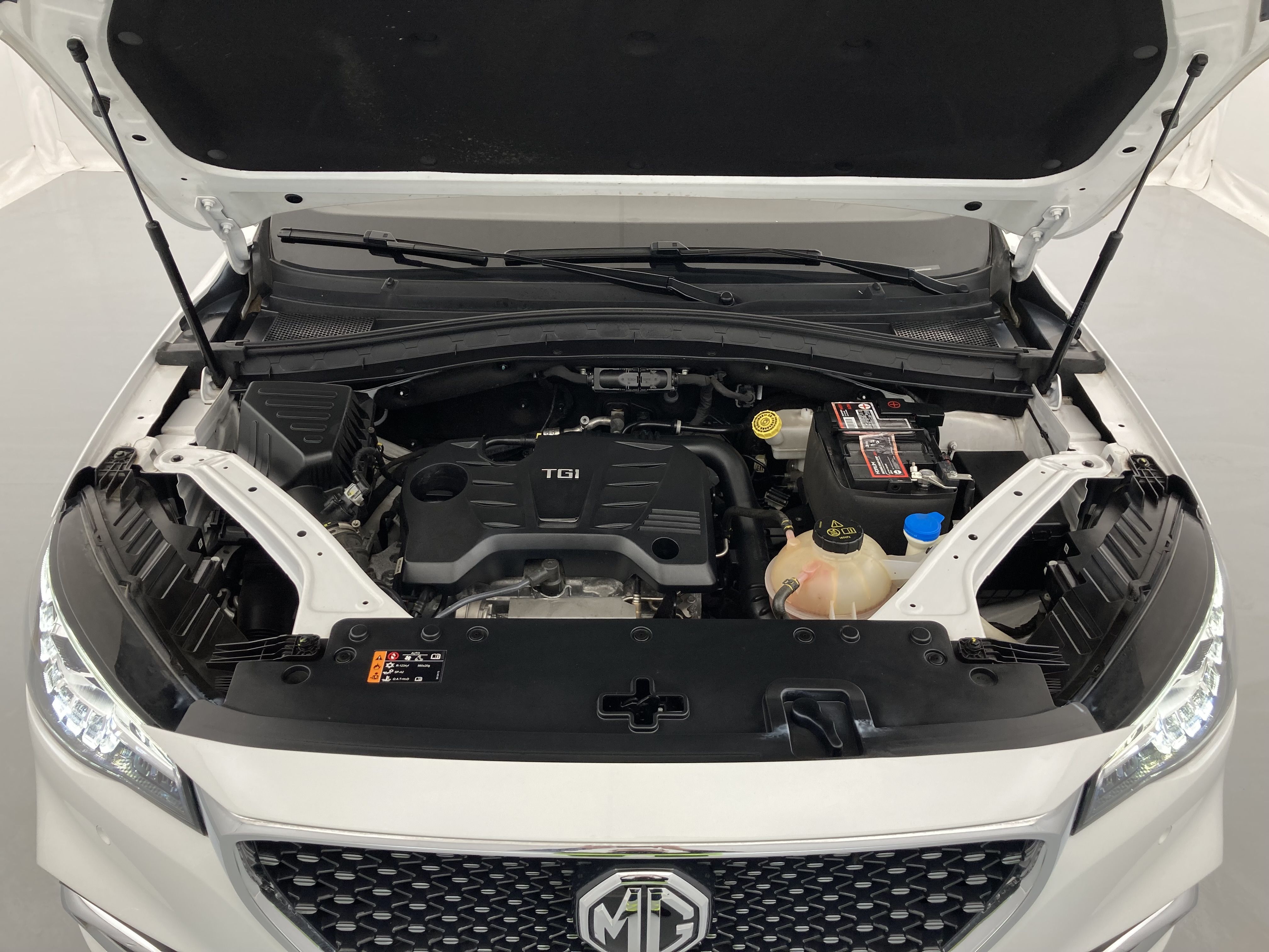 mg hs luxury 1.5 T-GDI 162 2023 dover white 24