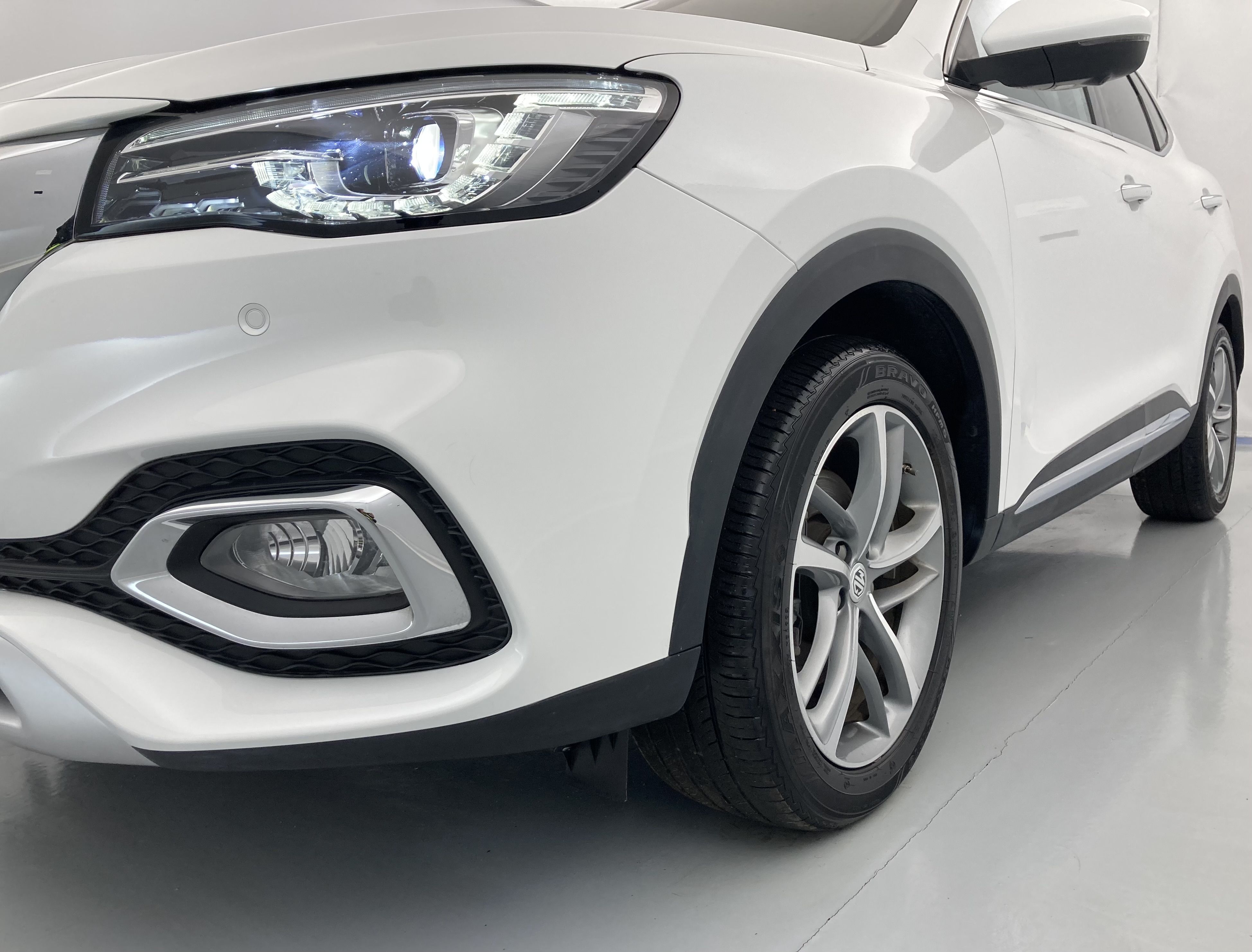 mg hs luxury 1.5 T-GDI 162 2023 dover white 28