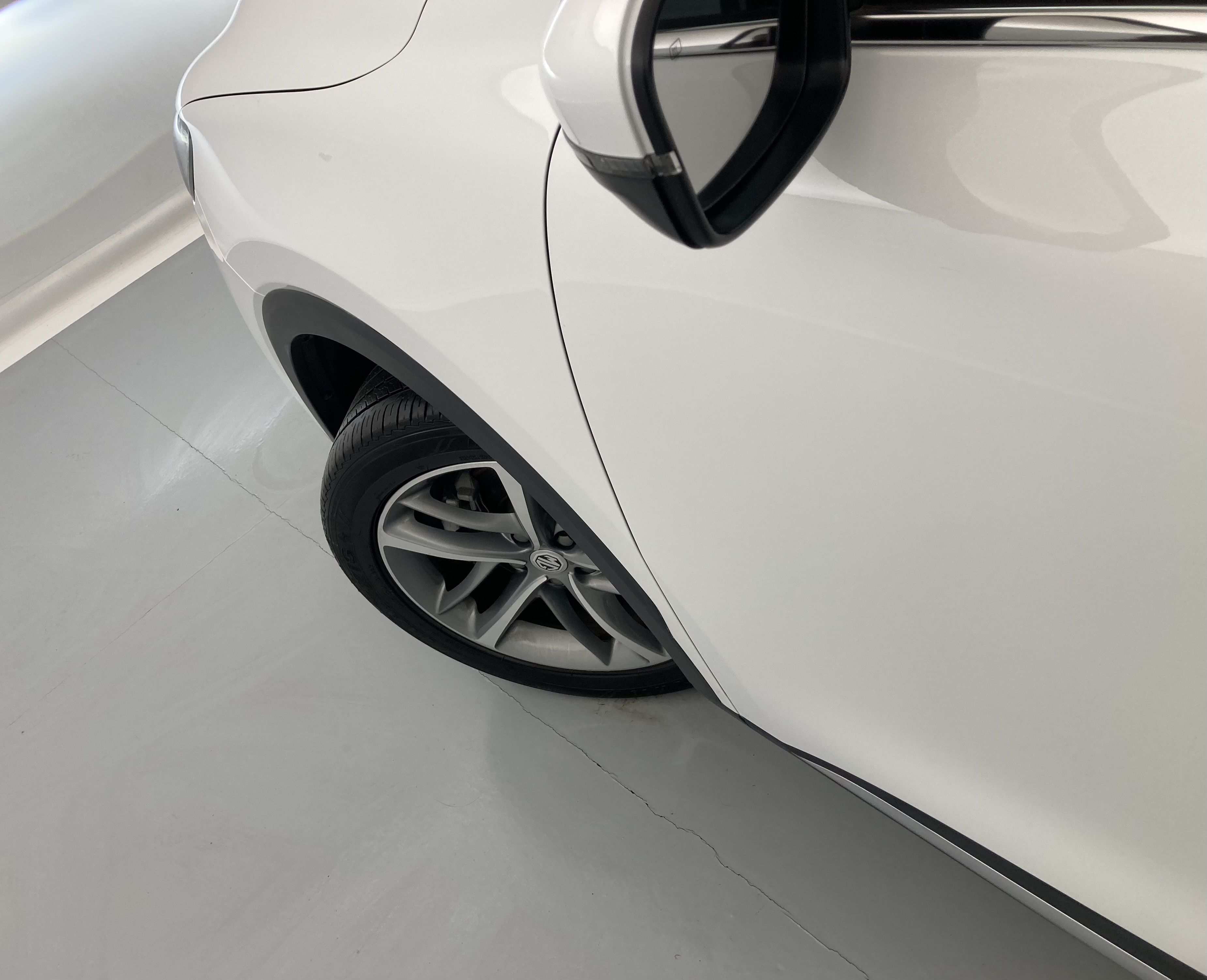 mg hs luxury 1.5 T-GDI 162 2023 dover white 31