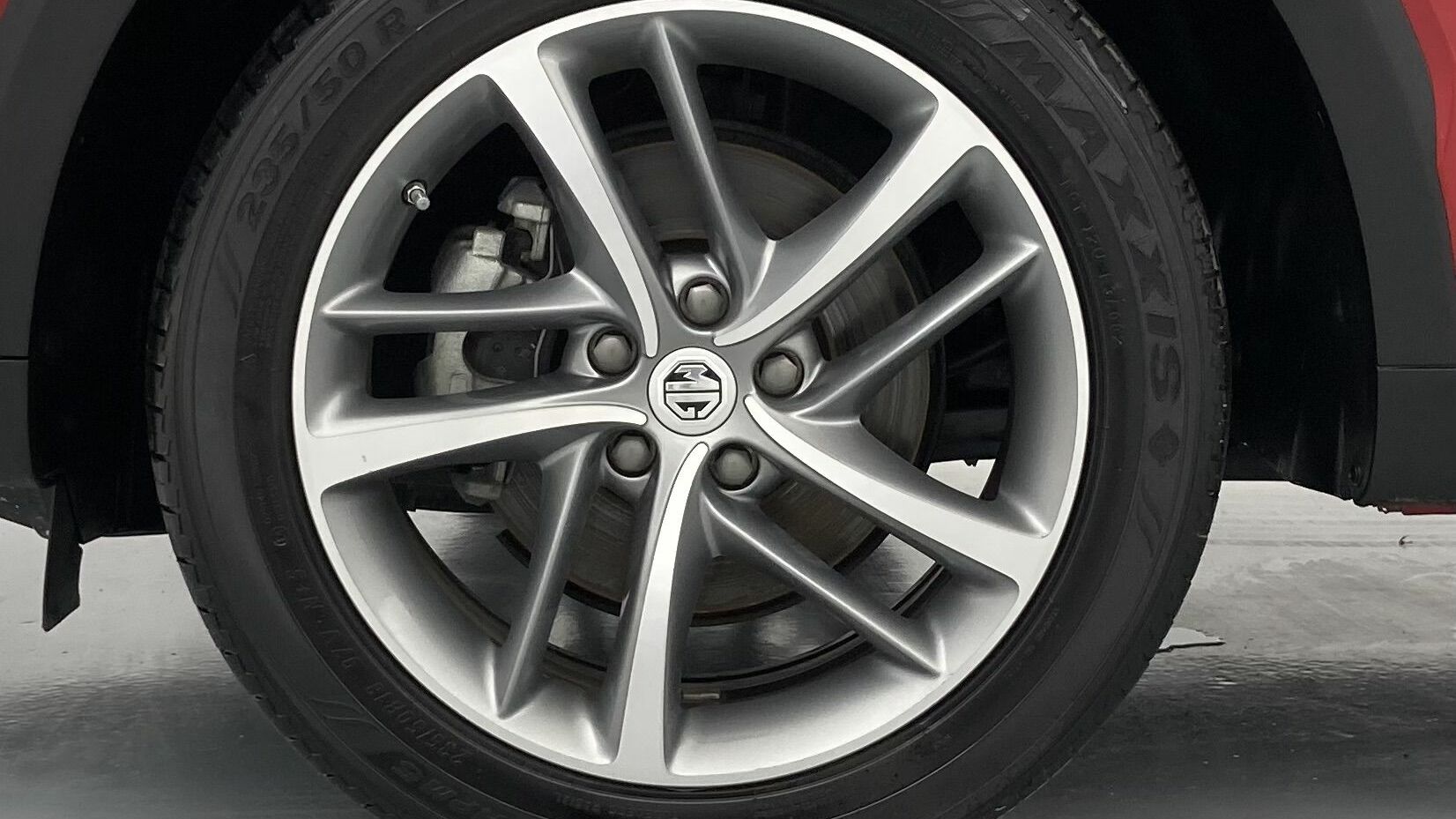 mg hs luxury 1.5 T-GDI 162 2023 diamond red 27