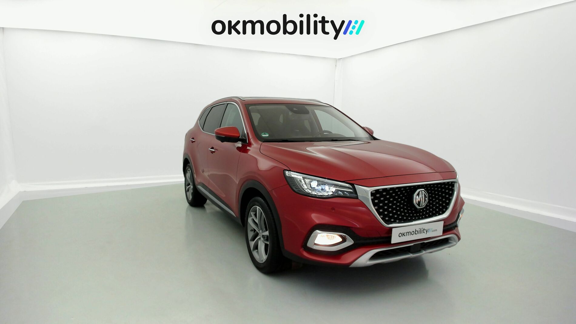 mg hs luxury 1.5 T-GDI 162 2023 diamond red 3