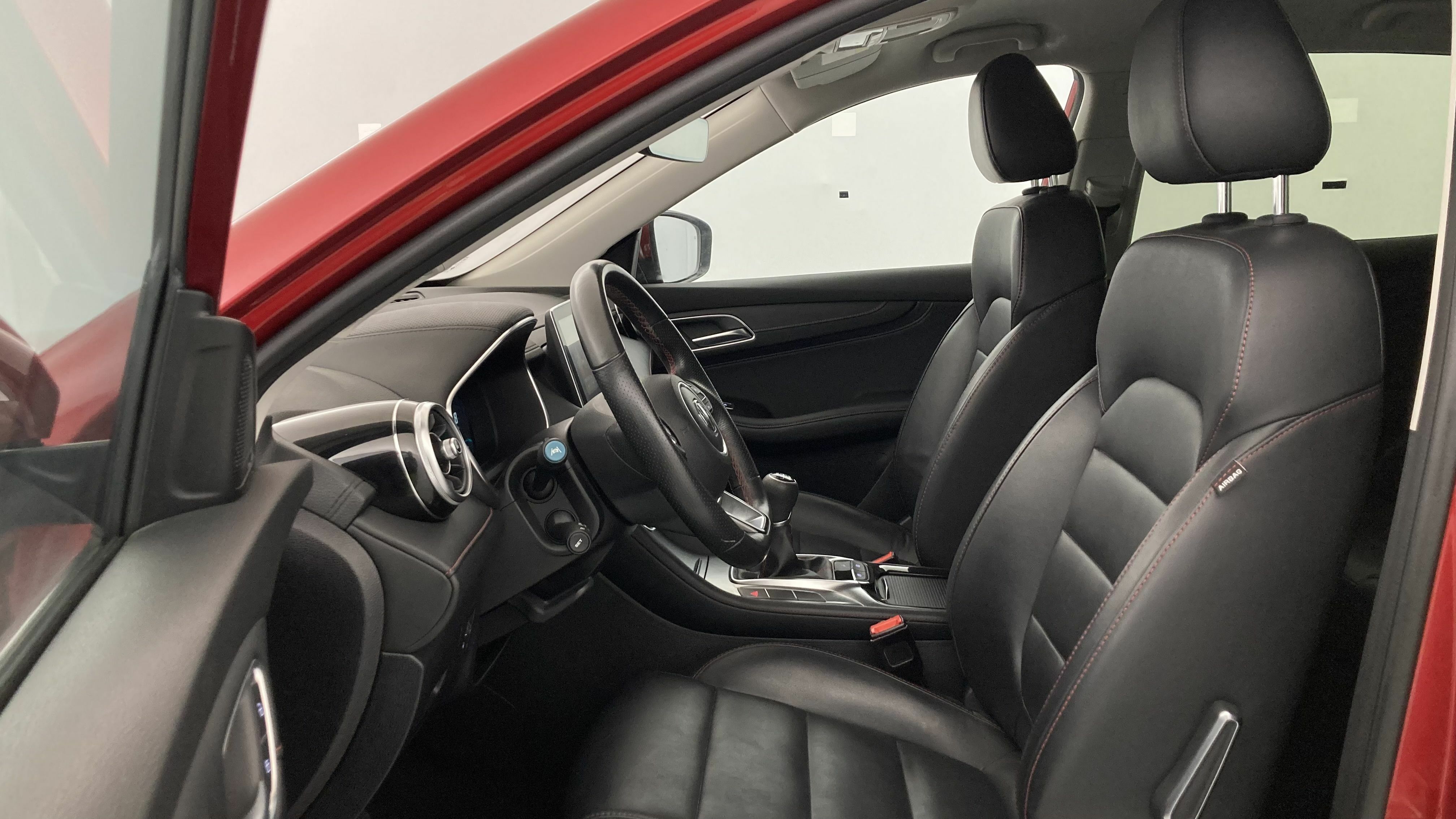 mg hs comfort 1.5 T-GDI 162 2023 diamond red - rsj 14