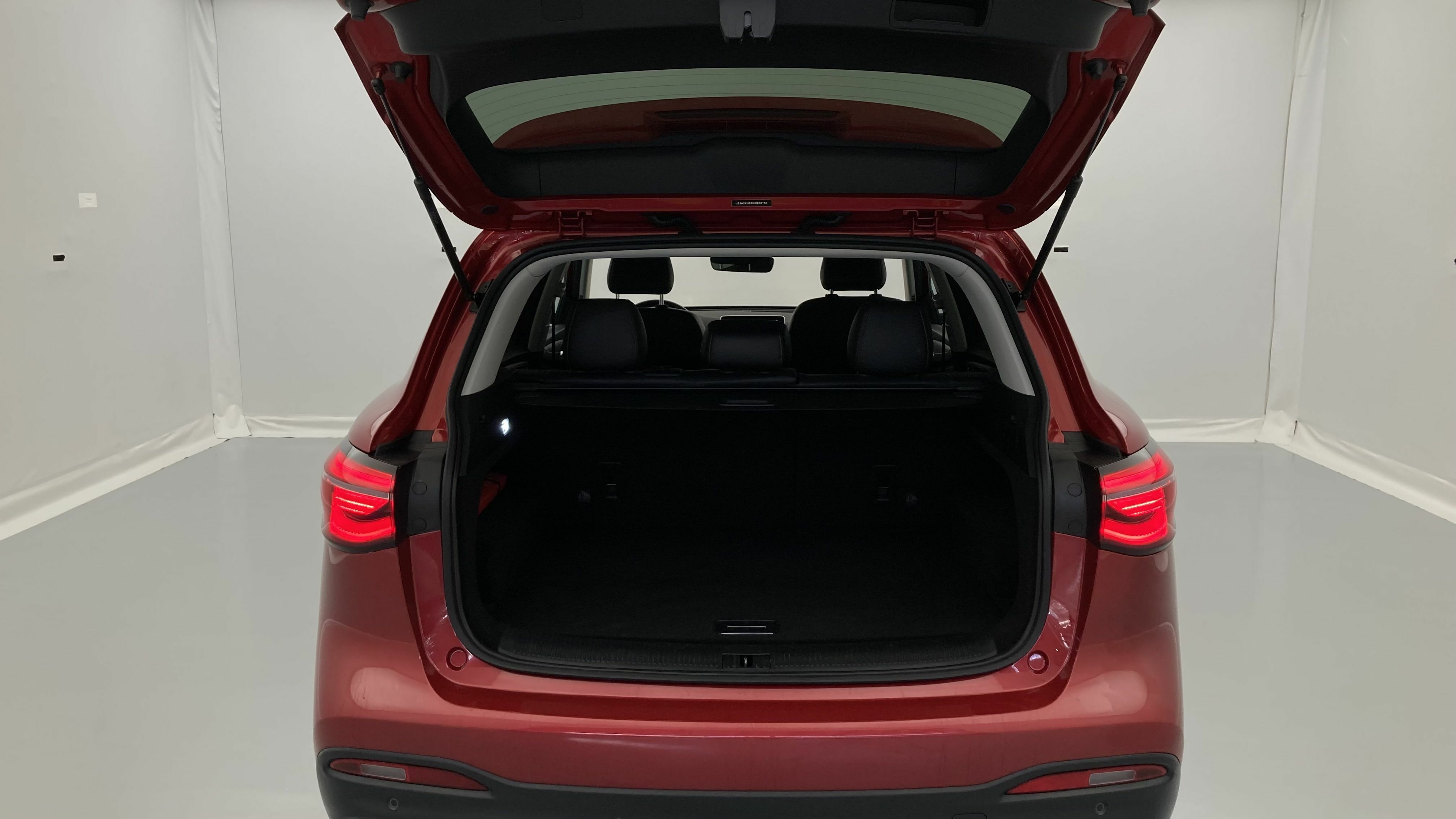 mg hs comfort 1.5 T-GDI 162 2023 diamond red - rsj 24