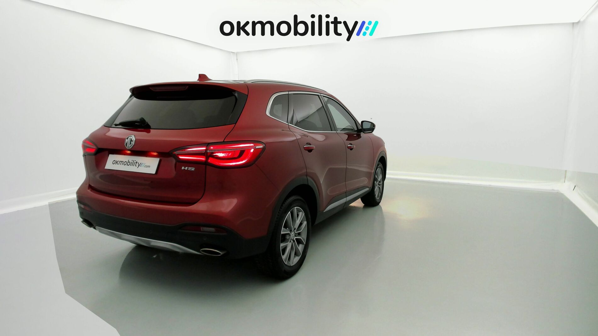 mg hs comfort 1.5 T-GDI 162 2023 diamond red - rsj 11