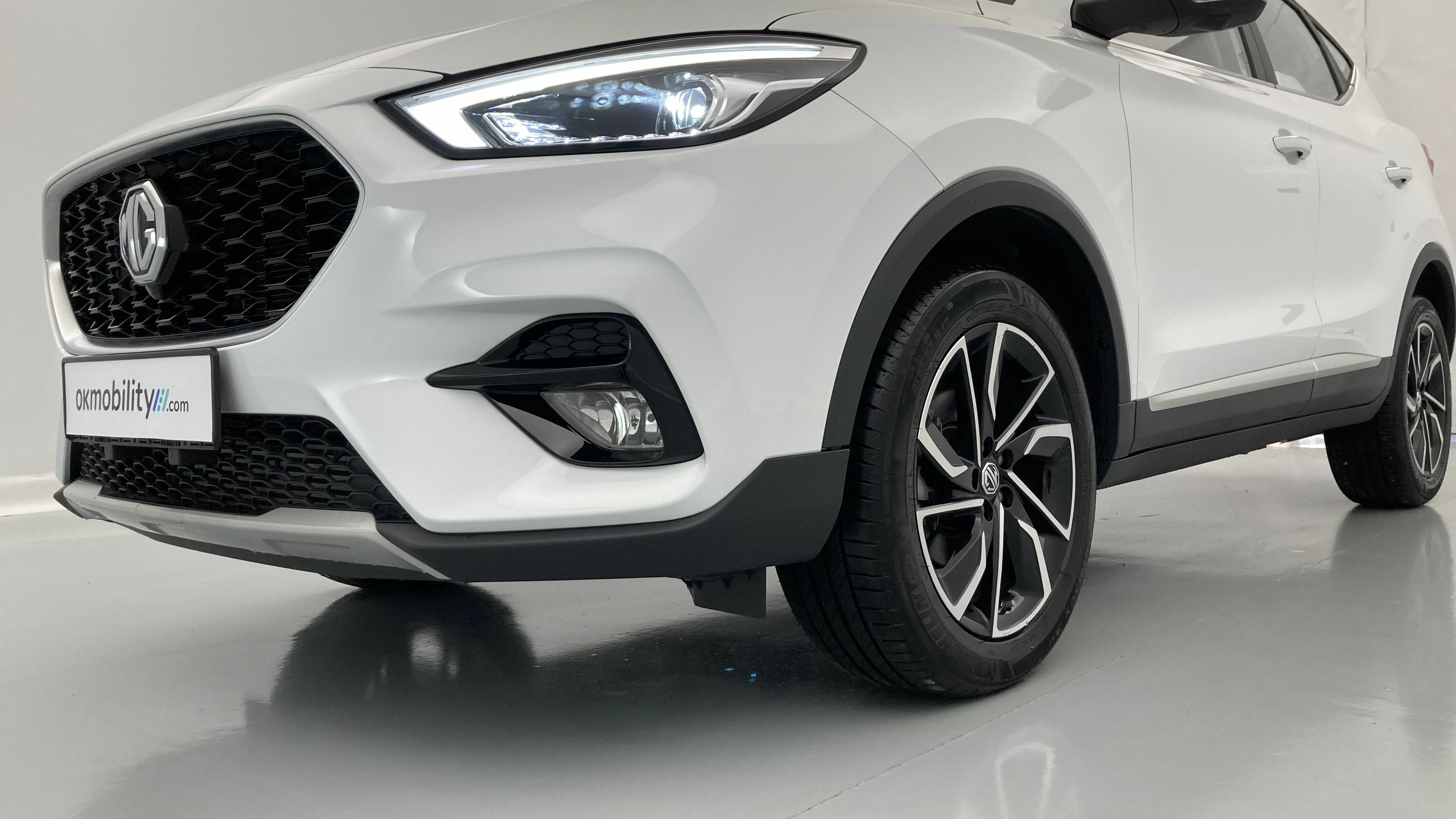 mg zs luxury 1.0 T-GDI 110 AT 2024 dover white 26