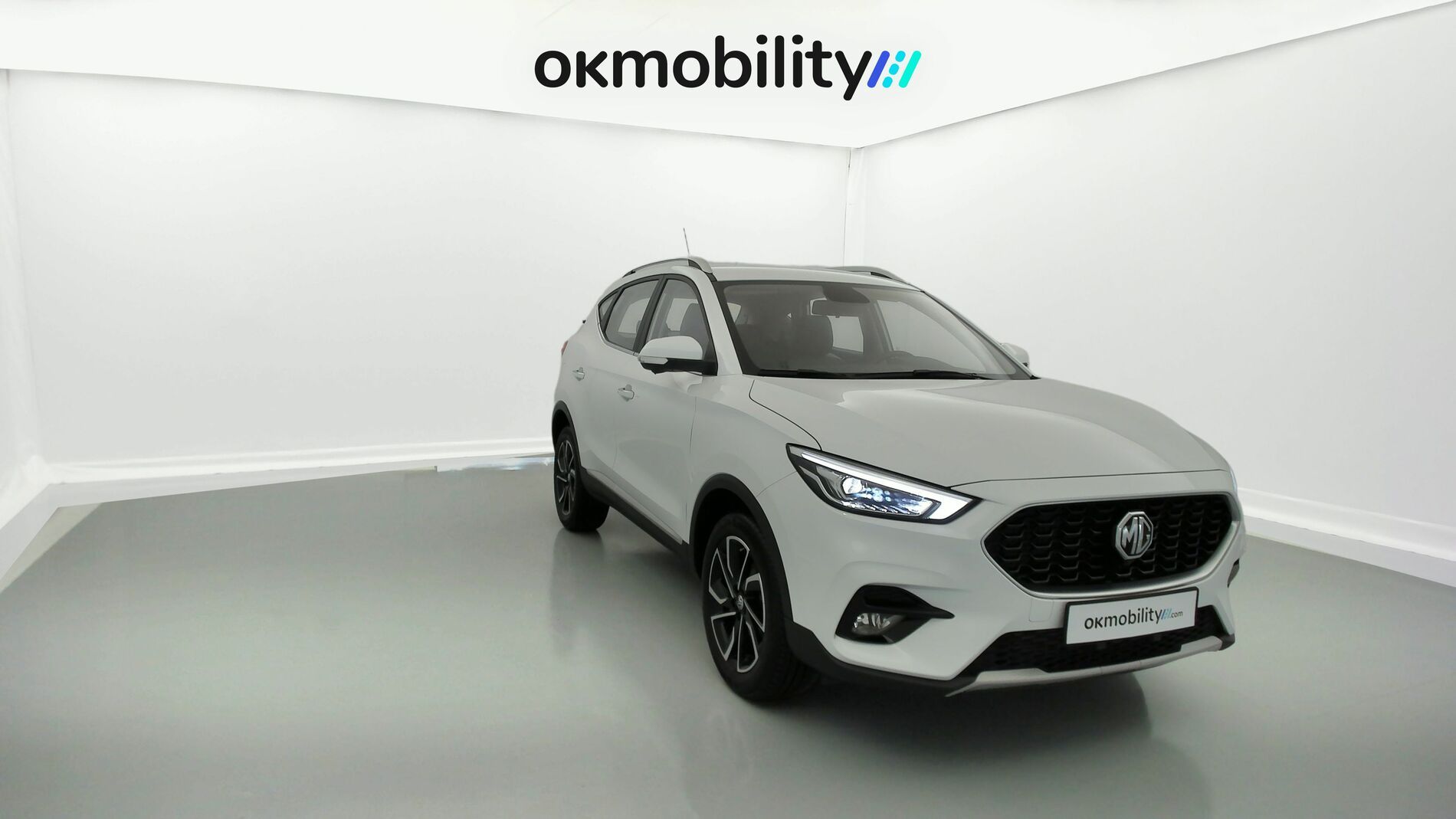 mg zs luxury 1.0 T-GDI 110 AT 2024 dover white 3
