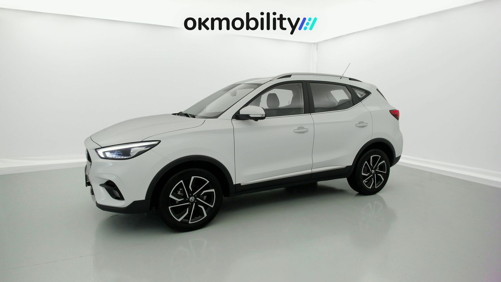 mg zs luxury 1.0 T-GDI 110 AT 2024 dover white 5