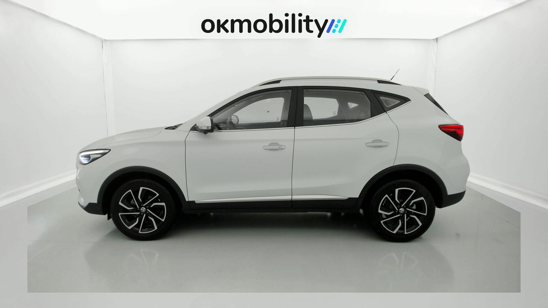 mg zs luxury 1.0 T-GDI 110 AT 2024 dover white 7