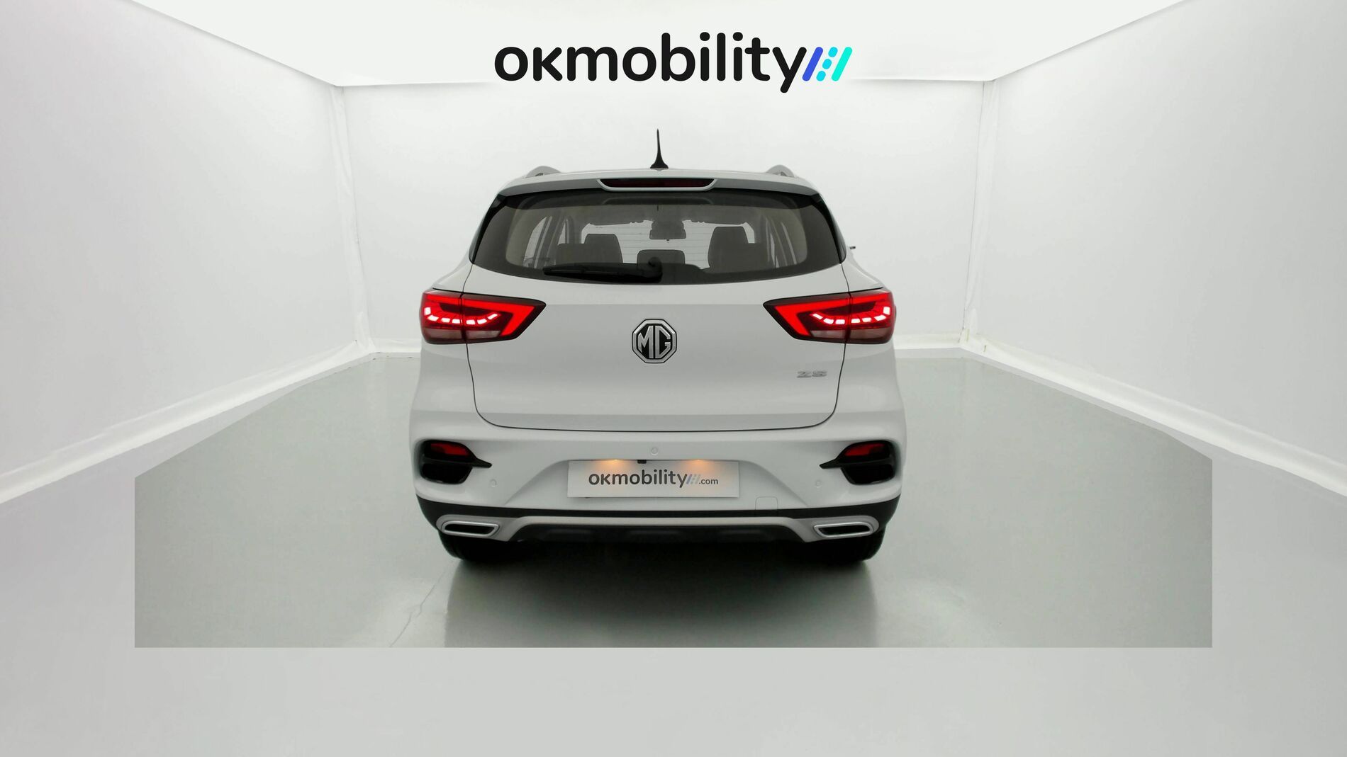 mg zs luxury 1.0 T-GDI 110 AT 2024 dover white 10