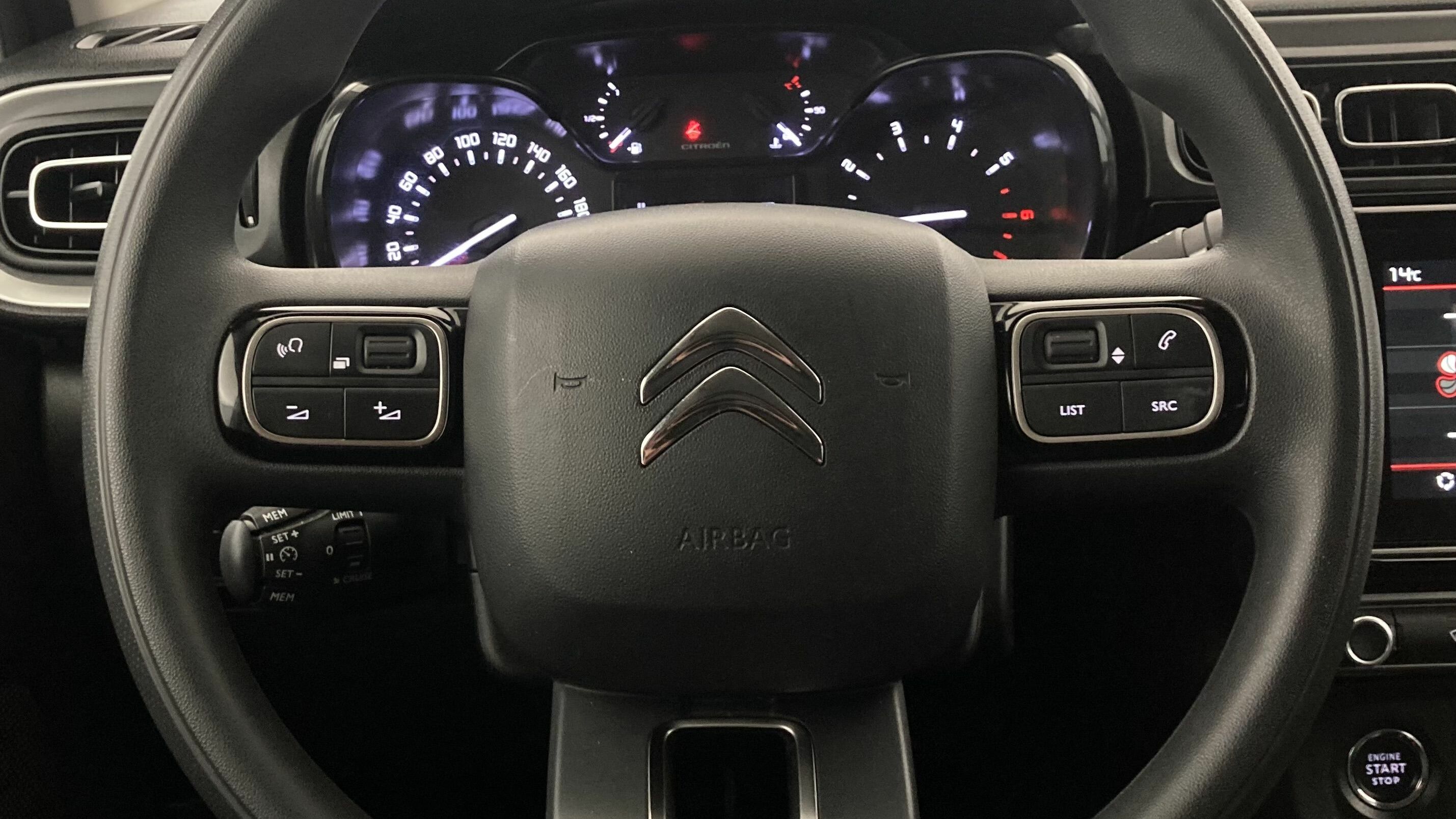 citroen c3 shine 1.2 PURETECH 110 EAT 2023 blanco banquise / negro 18