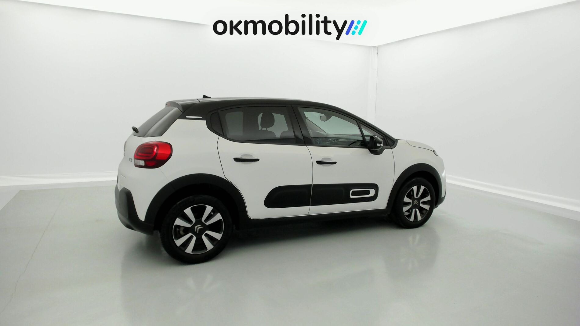 citroen c3 shine 1.2 PURETECH 110 EAT 2023 blanco banquise / negro 13