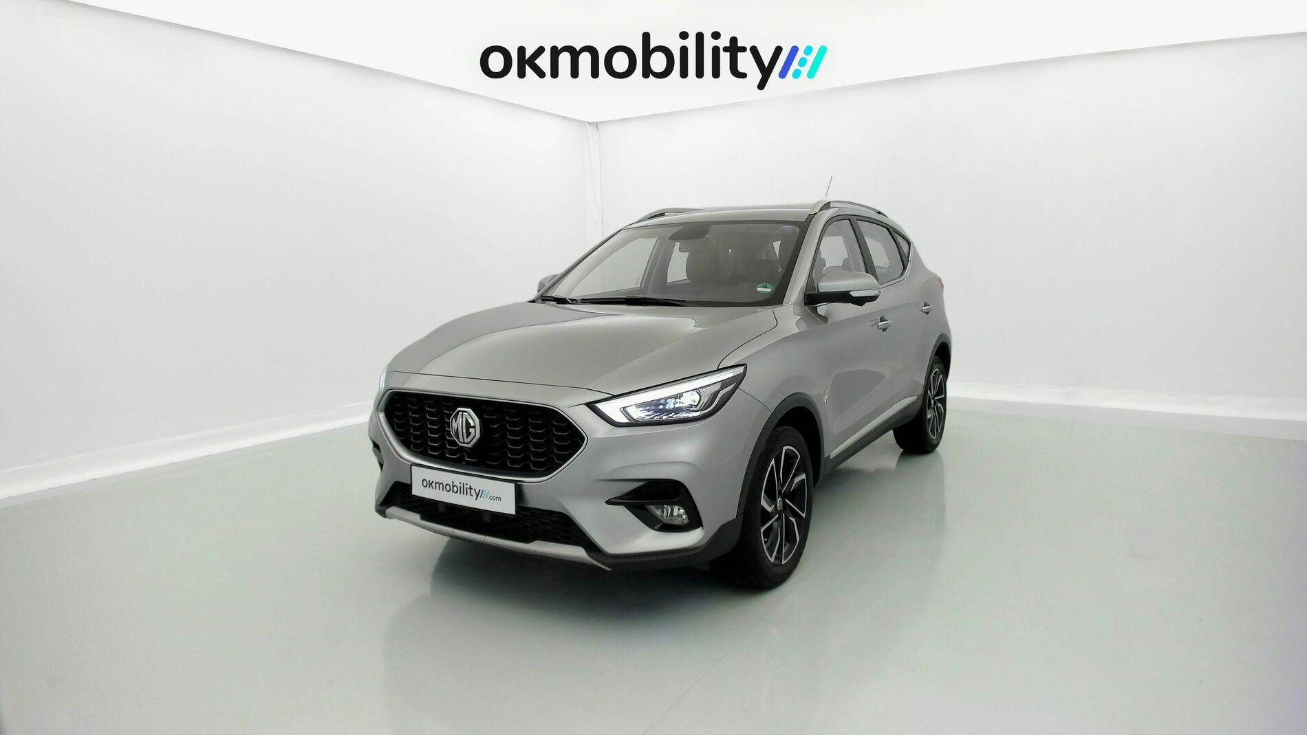 mg zs luxury 1.0 T-GDI 110 AT 2024 cosmic silver 1