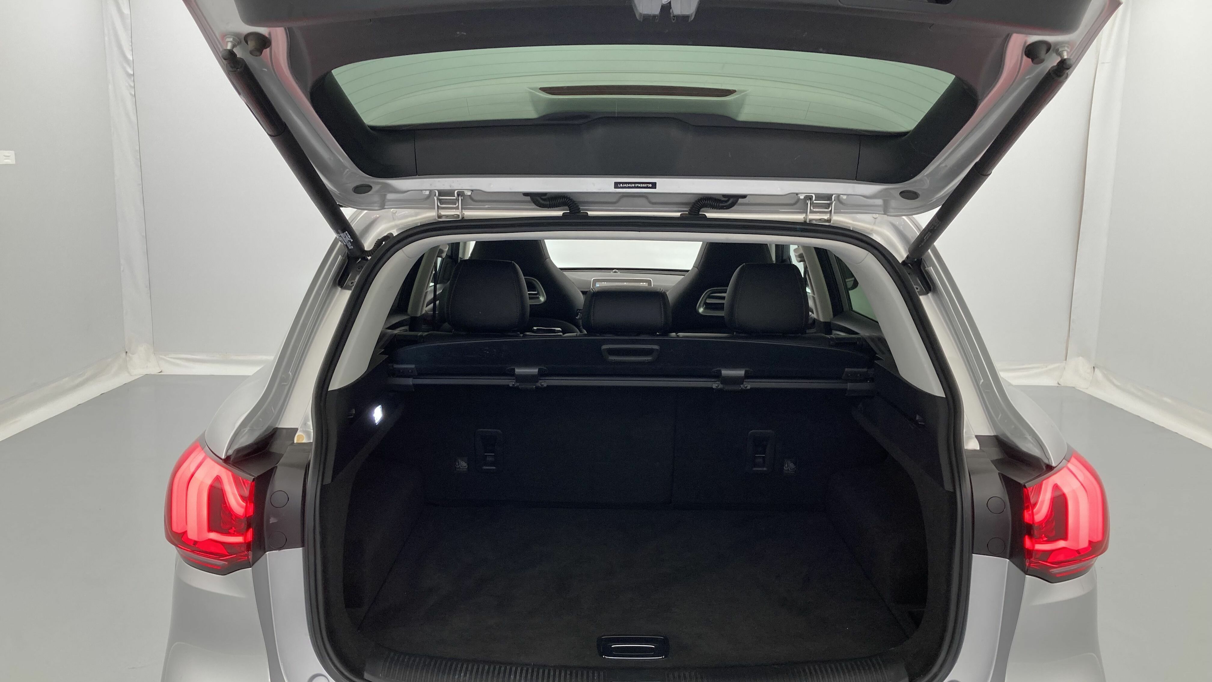 mg hs luxury 1.5 T-GDI 162 AT 2024 medal silver 24