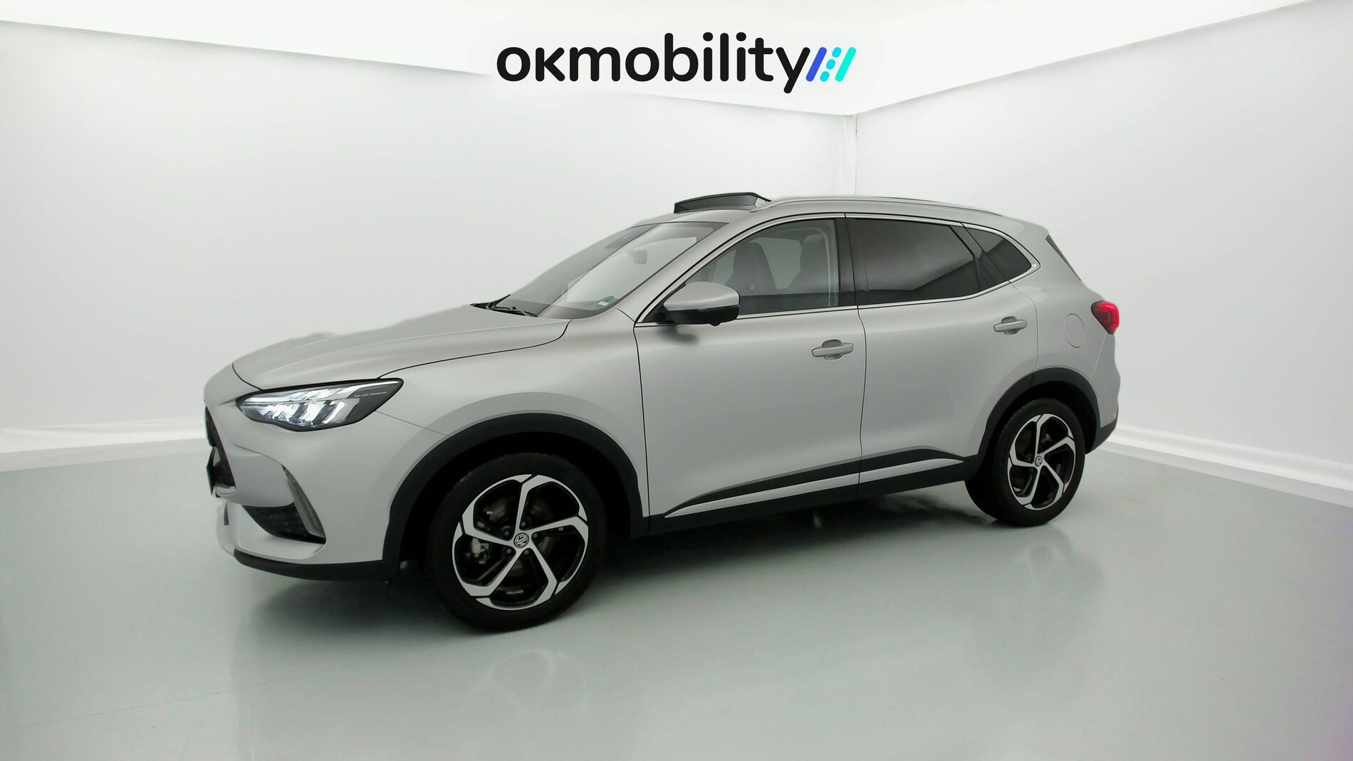 mg hs luxury 1.5 T-GDI 162 AT 2024 medal silver 5