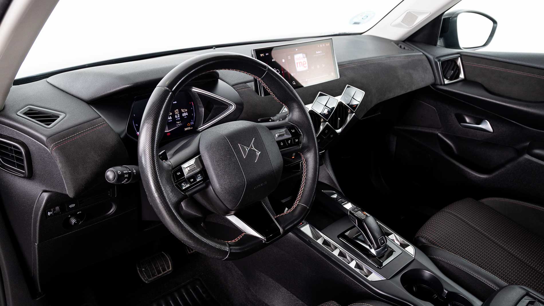 ds ds3 crossback performance line 1.5 BLUEHDI 130 EAT 2023 negro perla 14