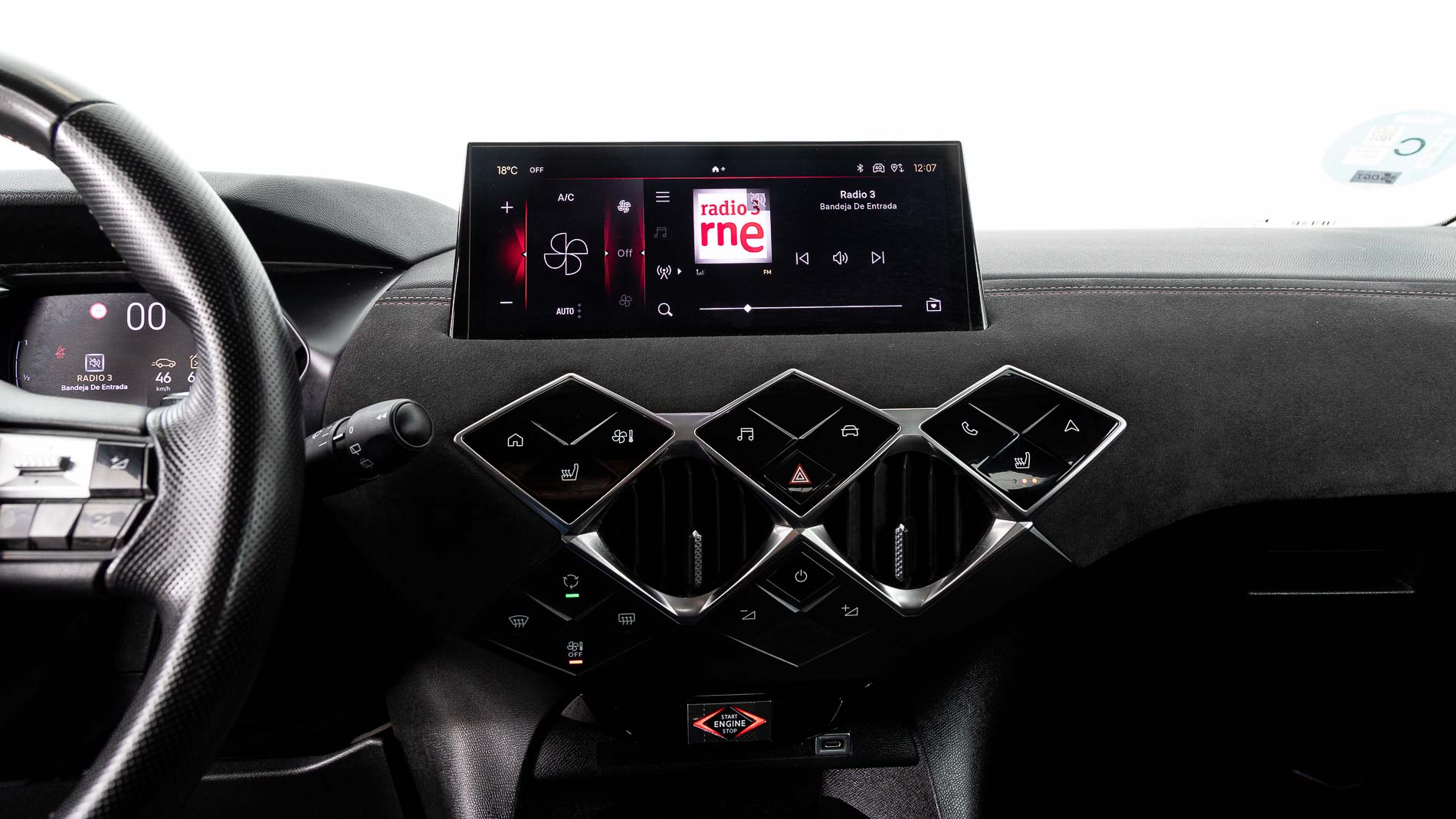 ds ds3 crossback performance line 1.5 BLUEHDI 130 EAT 2023 negro perla 16