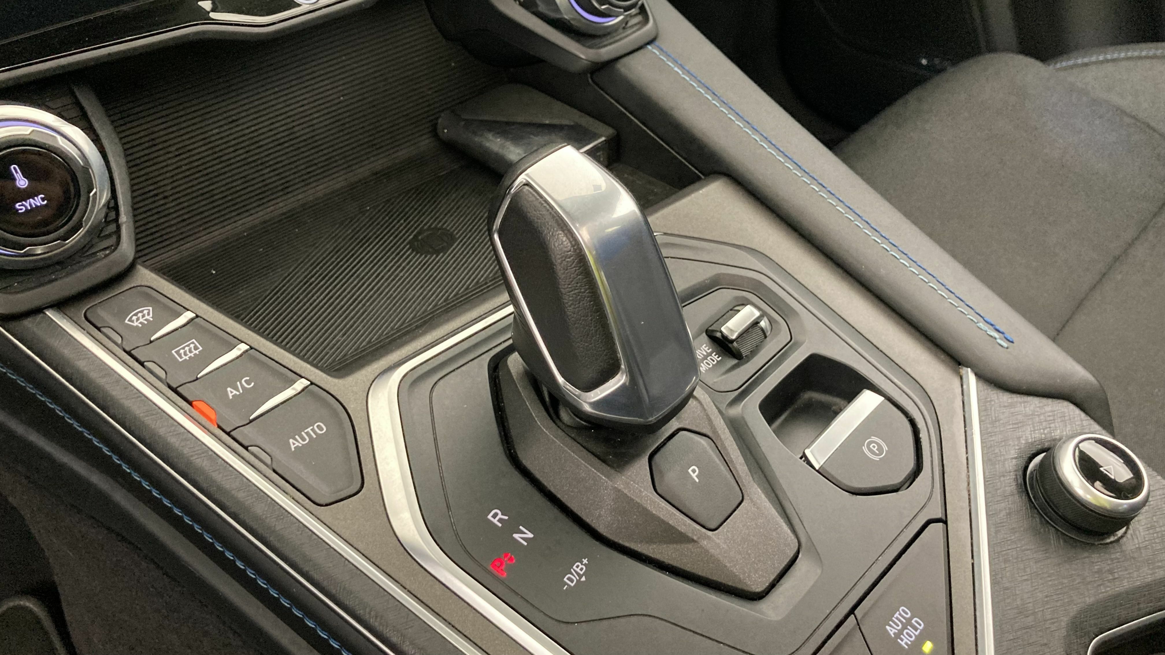 lynk&co 1 nv 1.5 PHEV 261 2022 blue 20