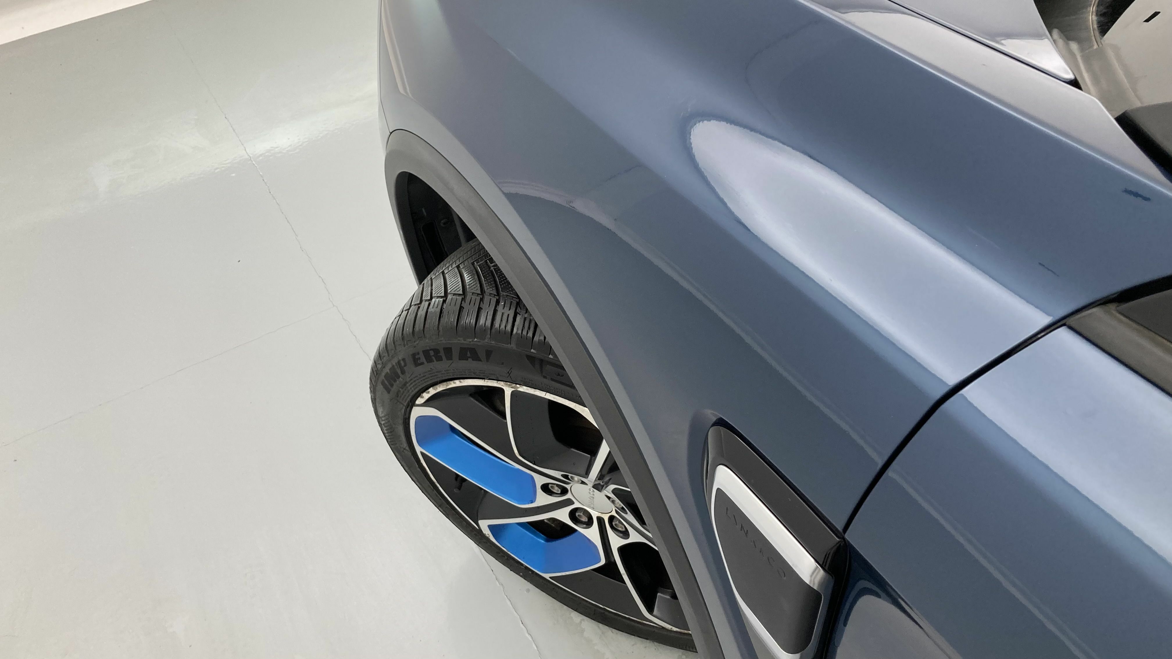 lynk&co 1 nv 1.5 PHEV 261 2022 blue 28