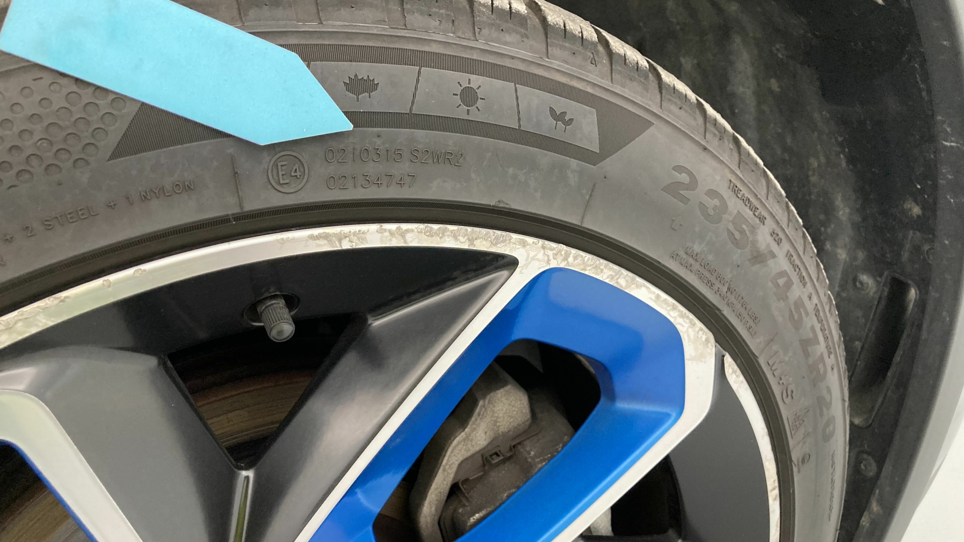lynk&co 1 nv 1.5 PHEV 261 2022 blue 34