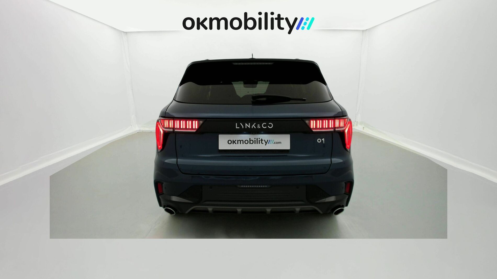 lynk&co 1 nv 1.5 PHEV 261 2022 blue 10