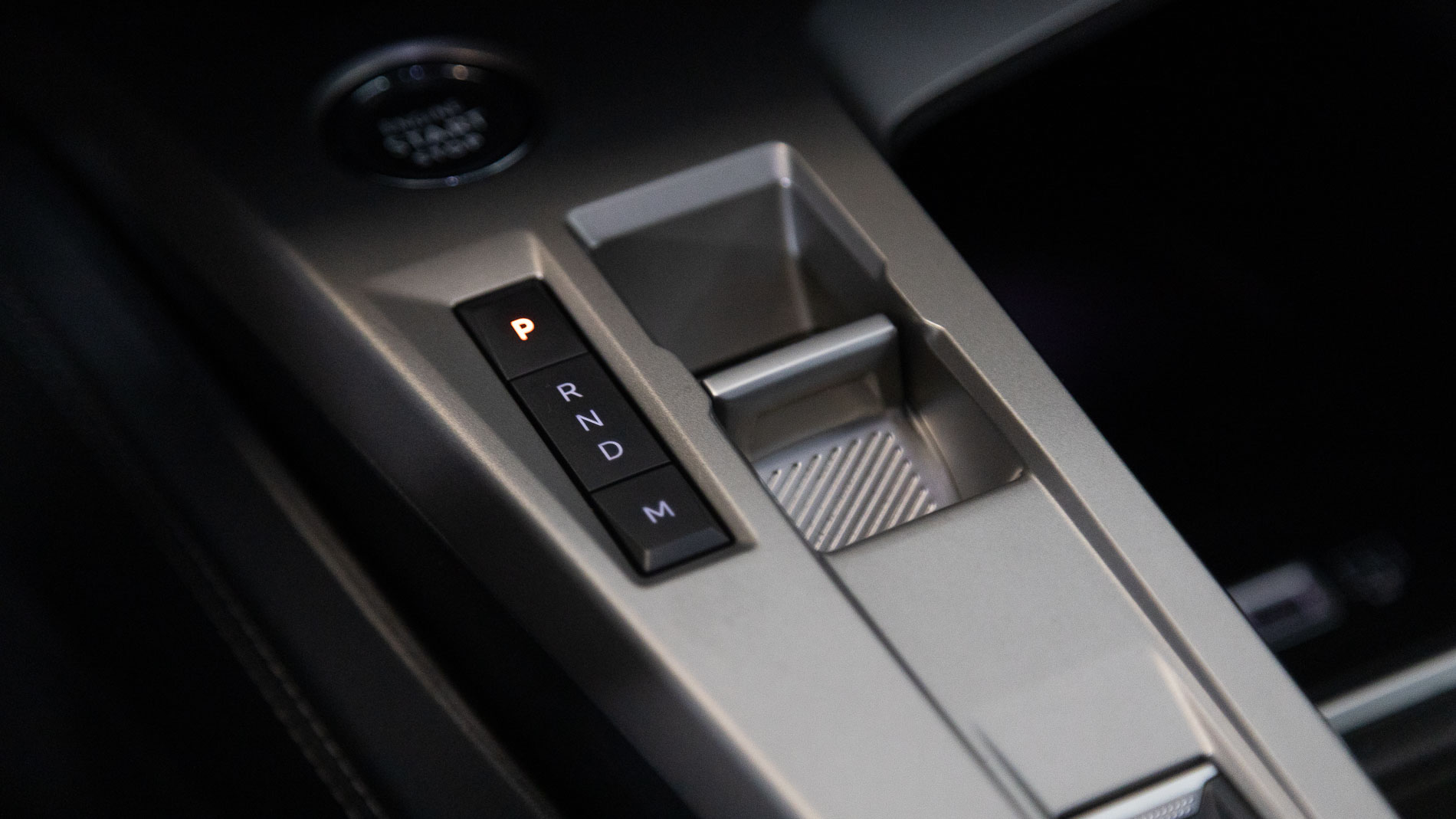 peugeot 308 allure 1.2 PURETECH 130 EAT 2023 blanco nacarado 19