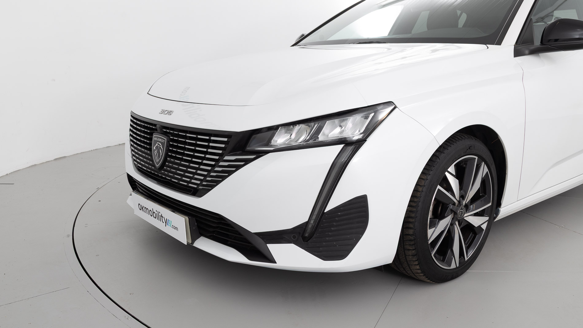 peugeot 308 allure 1.2 PURETECH 130 EAT 2023 blanco nacarado 28