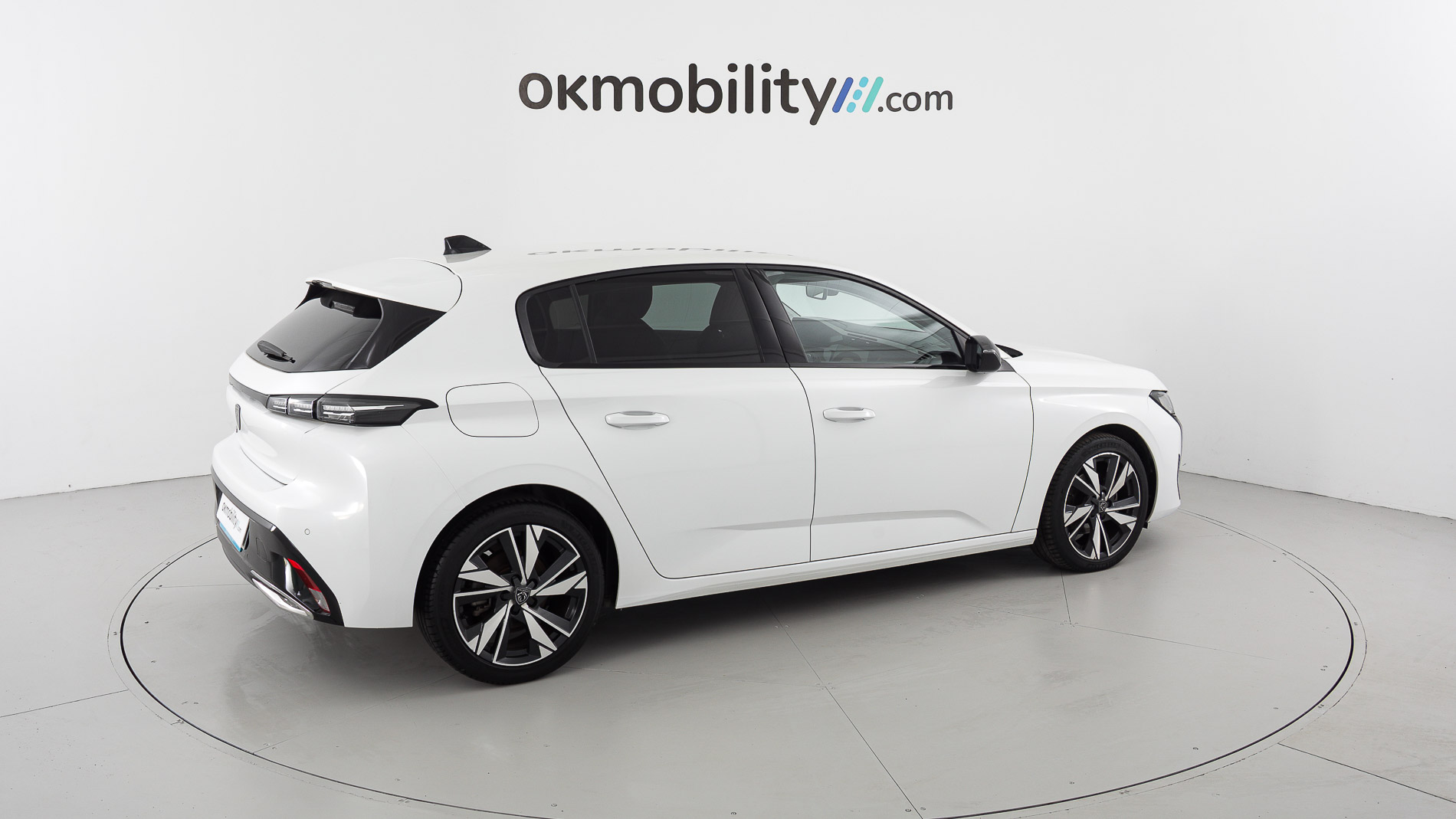 peugeot 308 allure 1.2 PURETECH 130 EAT 2023 blanco nacarado 13