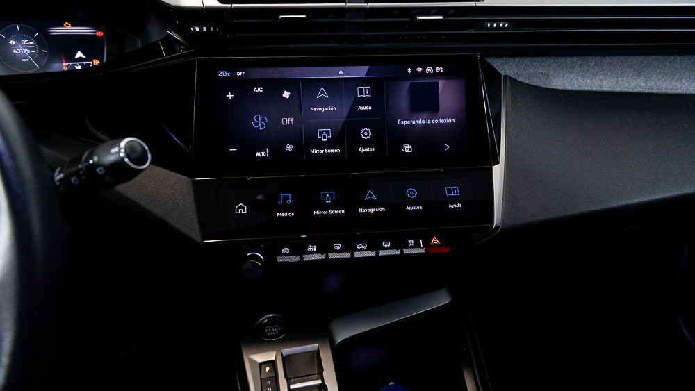 peugeot 308 allure 1.2 PURETECH 130 EAT 2023 negro perla nera 17