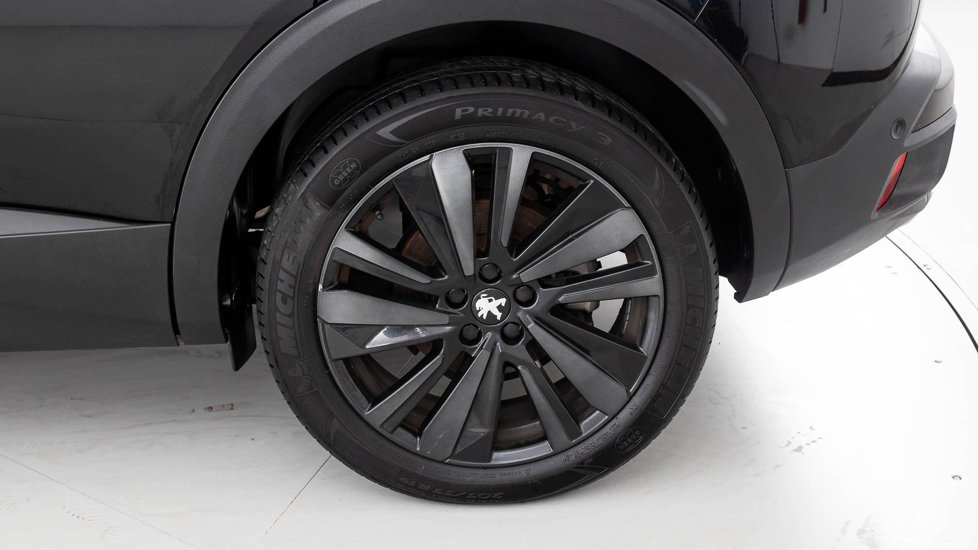 peugeot 3008 gt 1.2 PURETECH 130 EAT 2023 negro perla 28