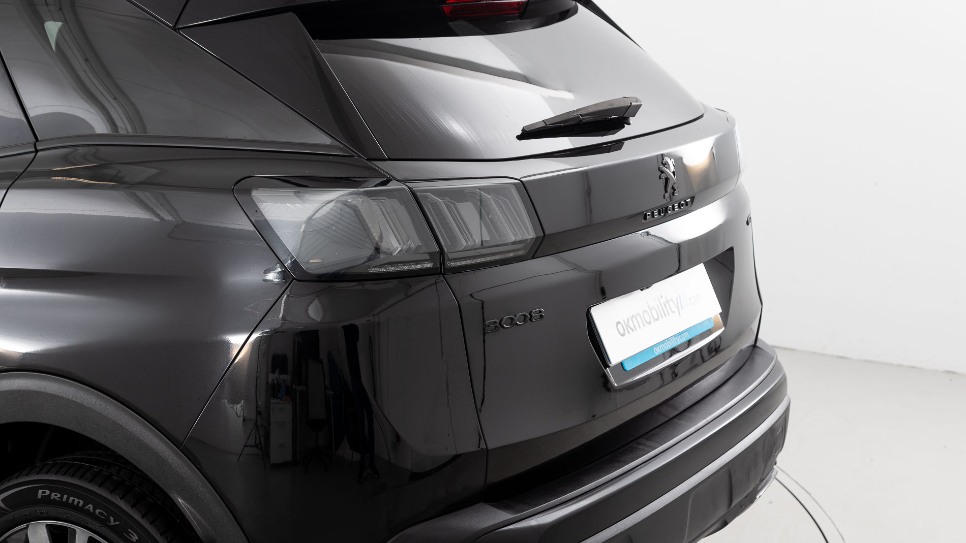 peugeot 3008 gt 1.2 PURETECH 130 EAT 2023 negro perla 38