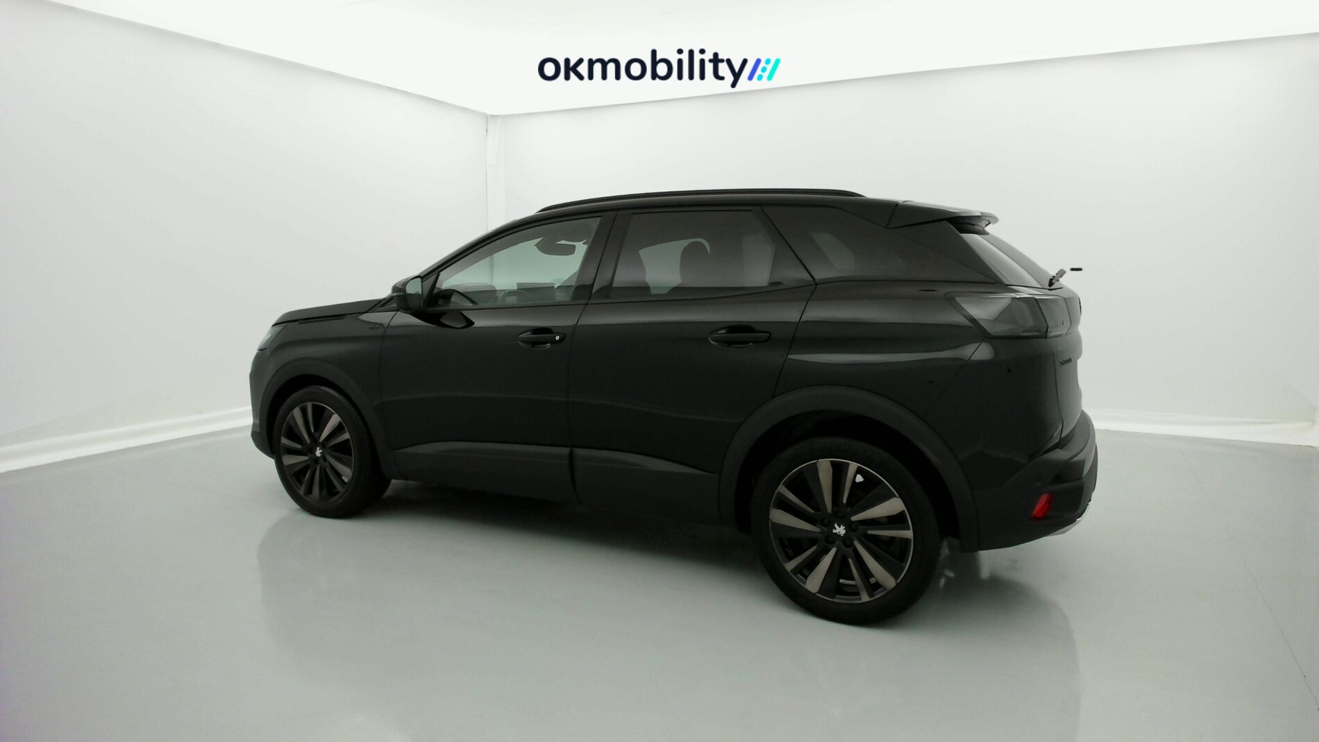 peugeot 3008 gt 1.2 PURETECH 130 EAT 2023 negro perla 4