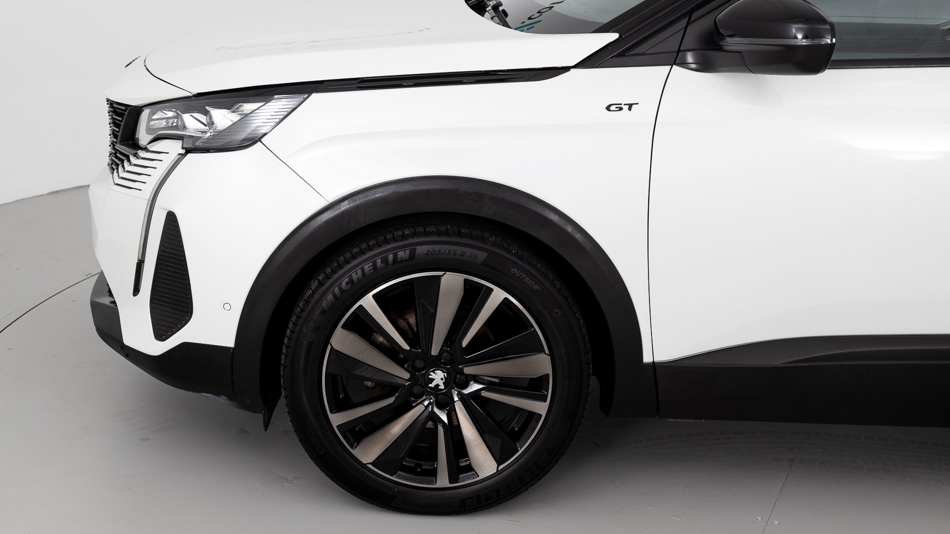 peugeot 3008 gt 1.2 PURETECH 130 EAT 2023 blanco nacarado 24