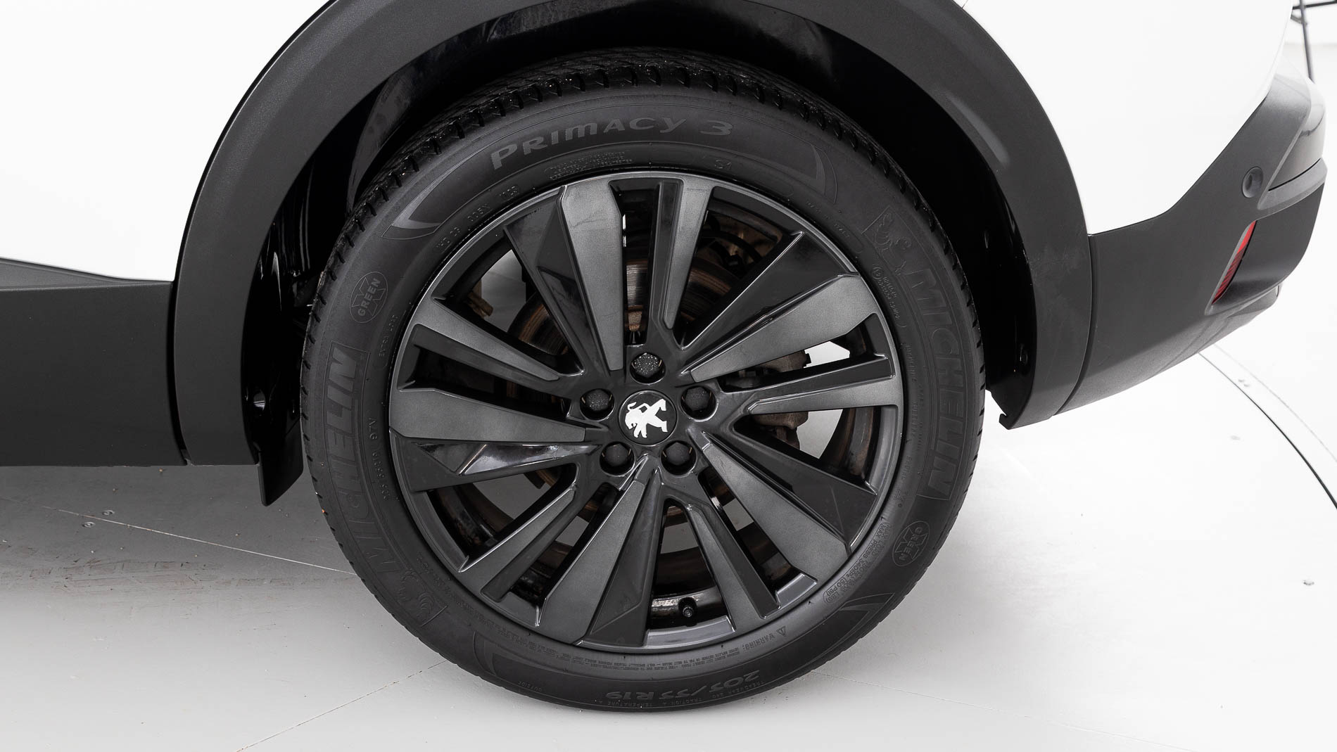 peugeot 3008 gt 1.2 PURETECH 130 EAT 2023 blanco nacarado 25