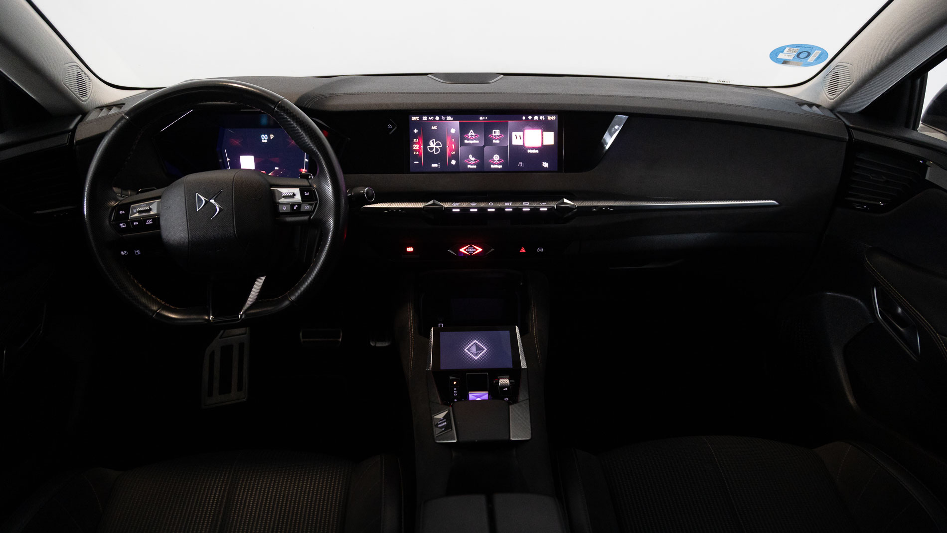 ds ds4 performance line + E-TENSE 225 CA 2023 crystal pearl 15