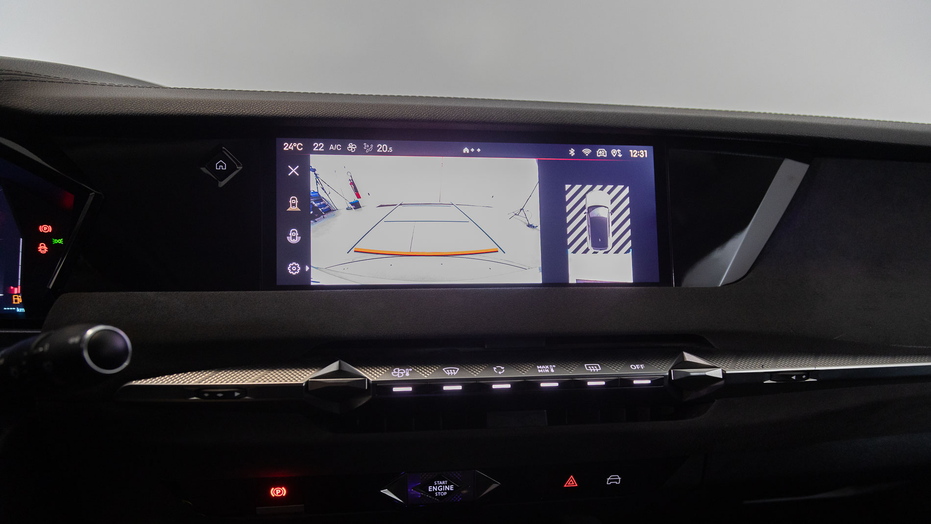 ds ds4 performance line + E-TENSE 225 CA 2023 crystal pearl 18