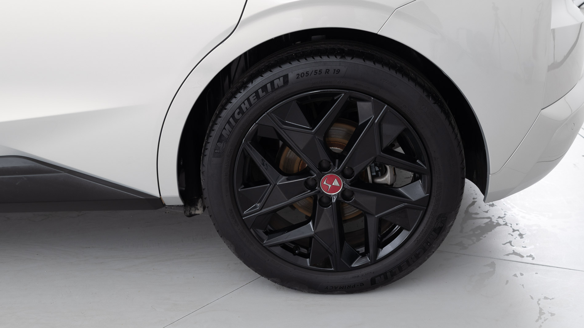 ds ds4 performance line + E-TENSE 225 CA 2023 crystal pearl 25