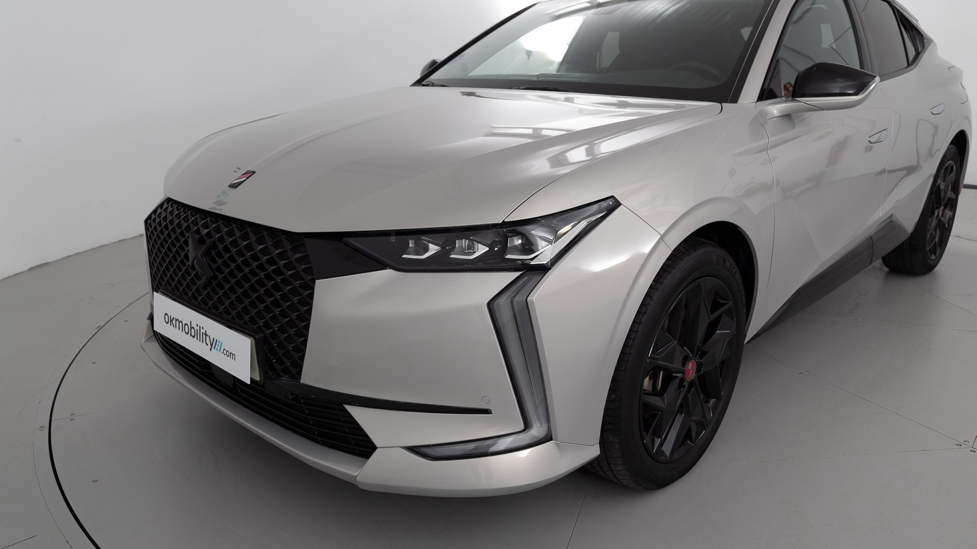ds ds4 performance line + E-TENSE 225 CA 2023 crystal pearl 30